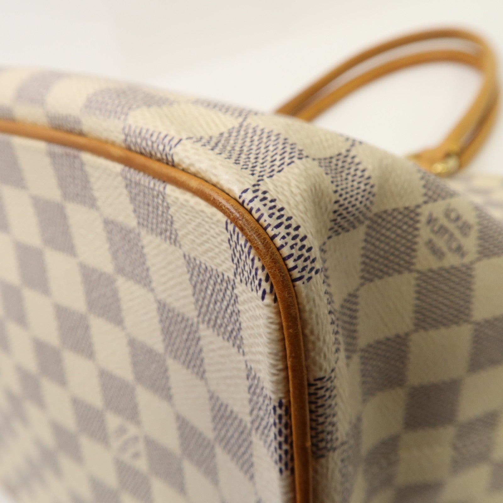 LOUIS VUITTON Damier Azur Saleya MM金扣手挽袋白色