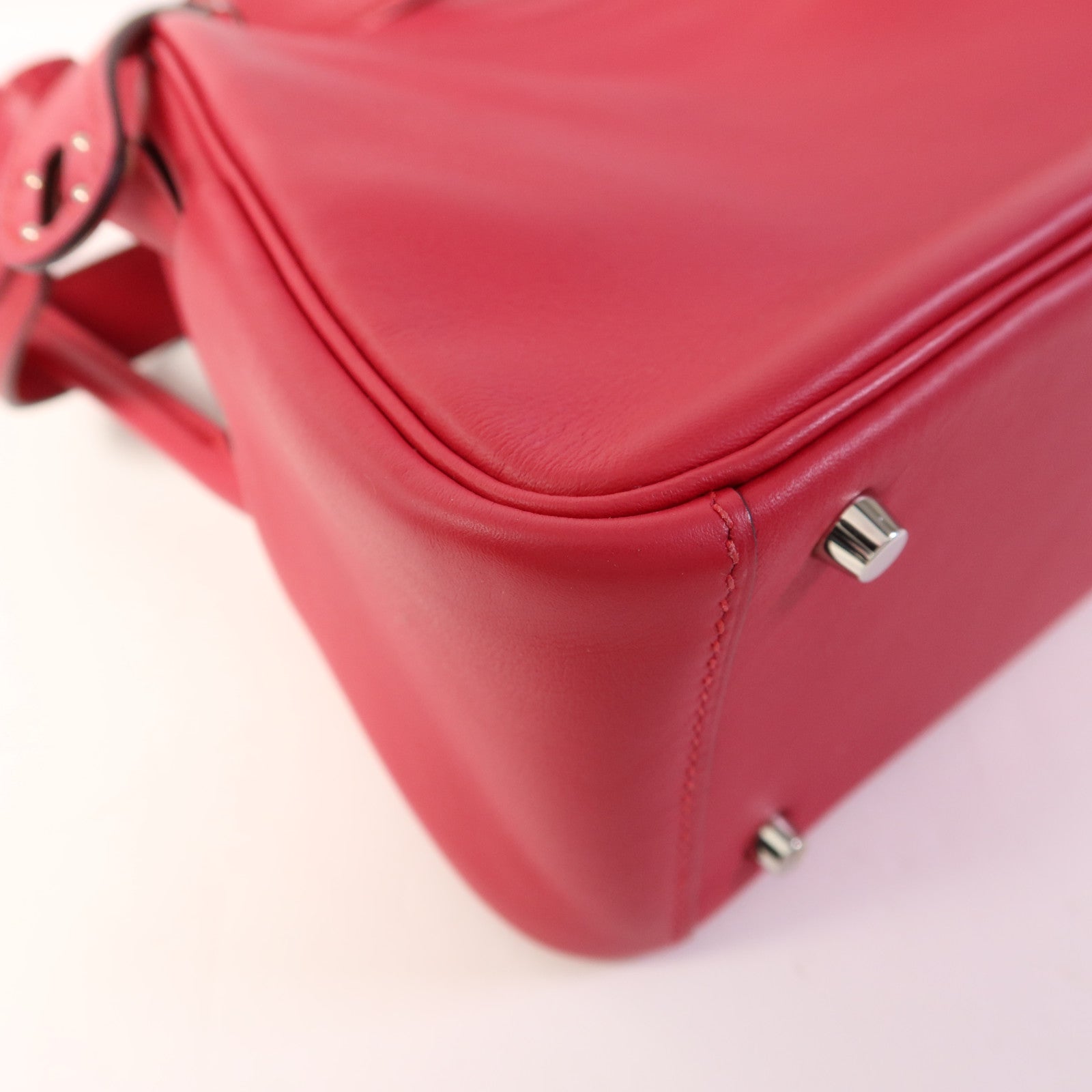 HERMES Swift皮革Mini Lindy金扣手挽肩背兩用袋Rose Extreme