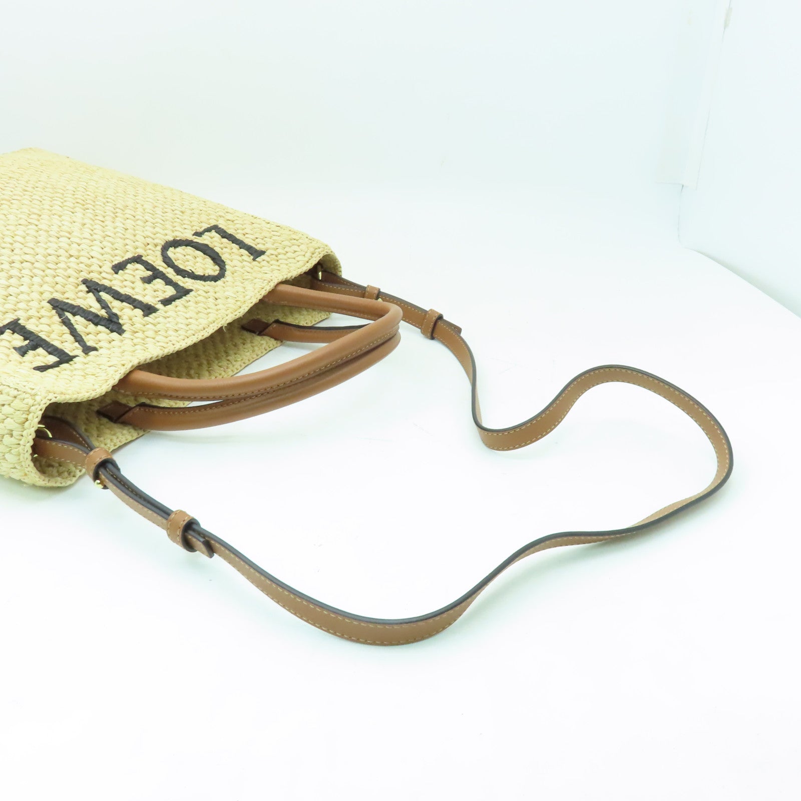 LOEWE 【激減優惠】酒椰2way Shoulder Bag金扣手挽肩背兩用袋米色