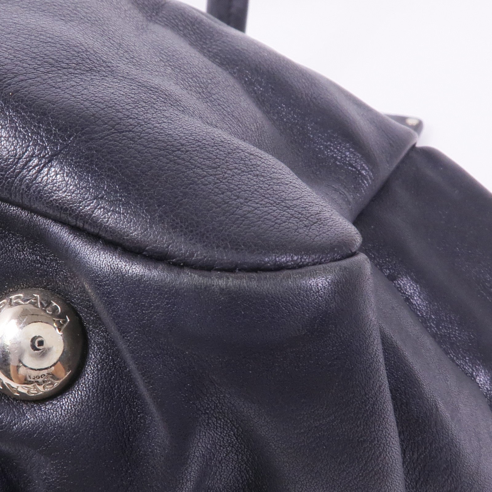 PRADA 牛皮皮革Shoulder Bag銀扣肩背袋