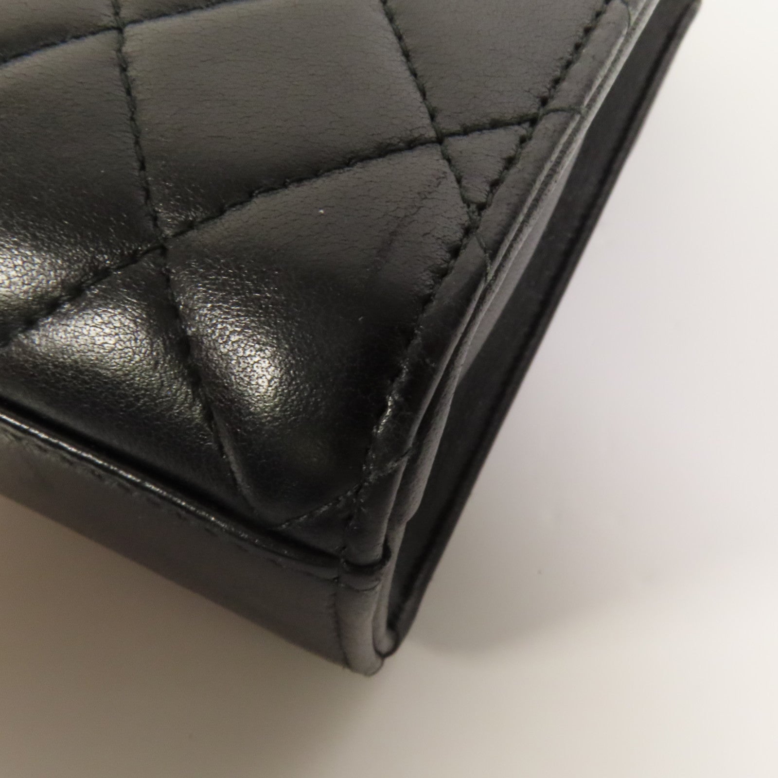 CHANEL 羊皮皮革Classic Quilted Trendy CC Phone鏈帶肩背袋