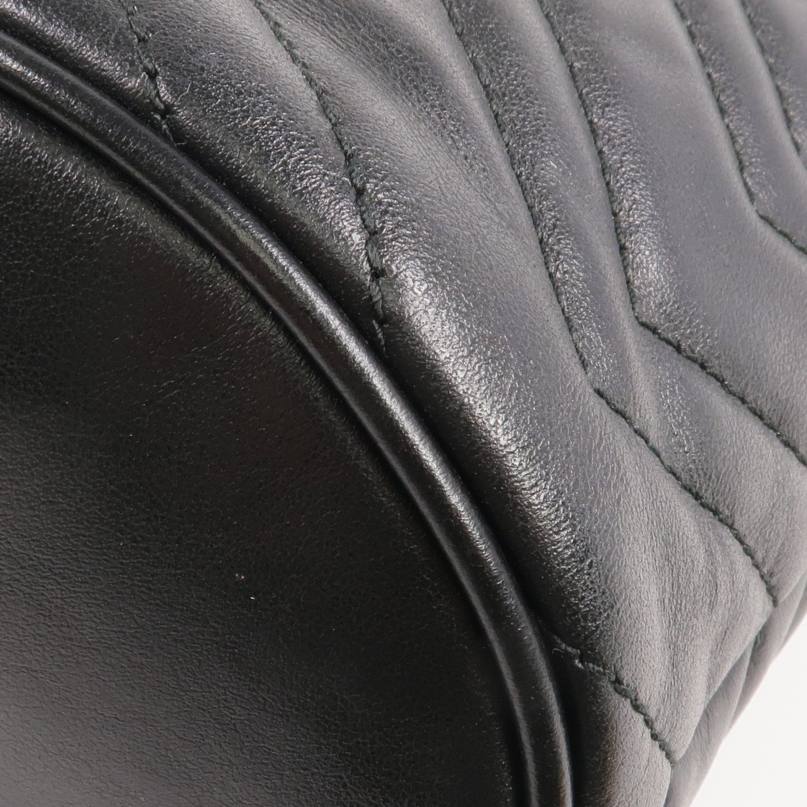 GUCCI 牛皮皮革GG Marmont Mini Bucket金扣鏈帶肩背袋