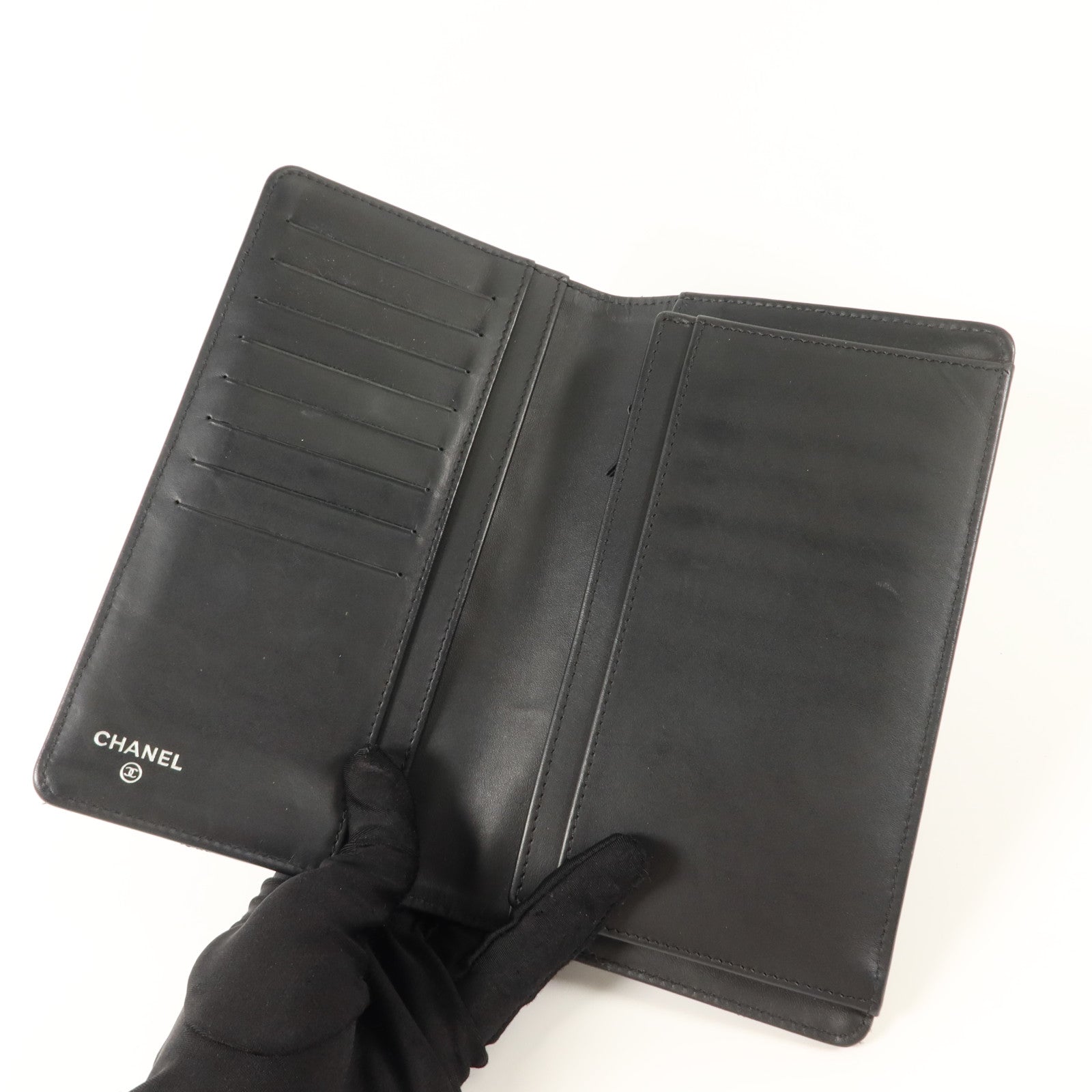 CHANEL 漆皮皮革Long Bifold Wallet長錢包
