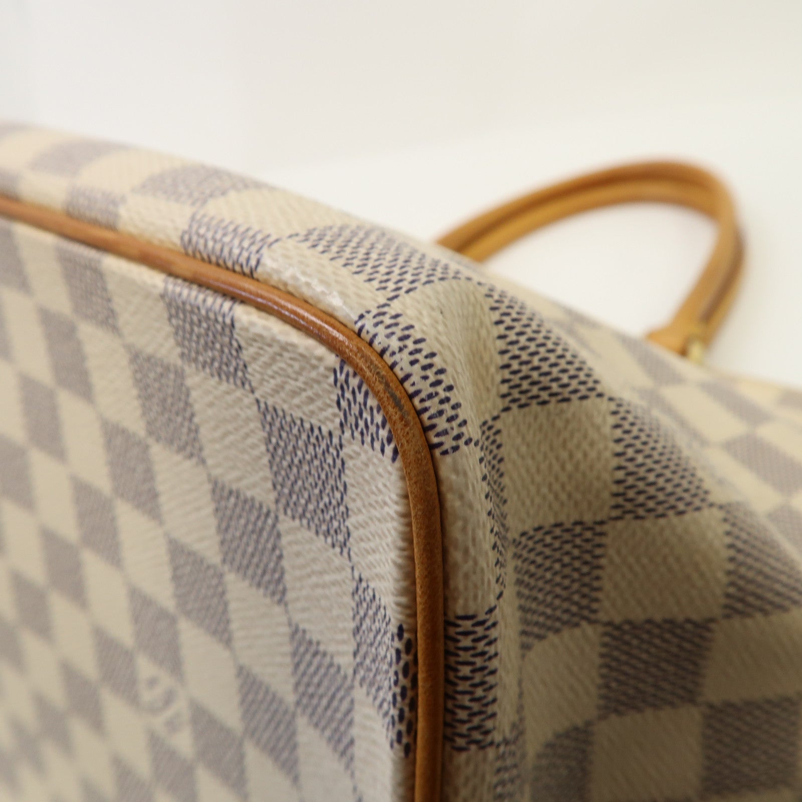 LOUIS VUITTON Damier Azur Saleya MM金扣手挽袋白色
