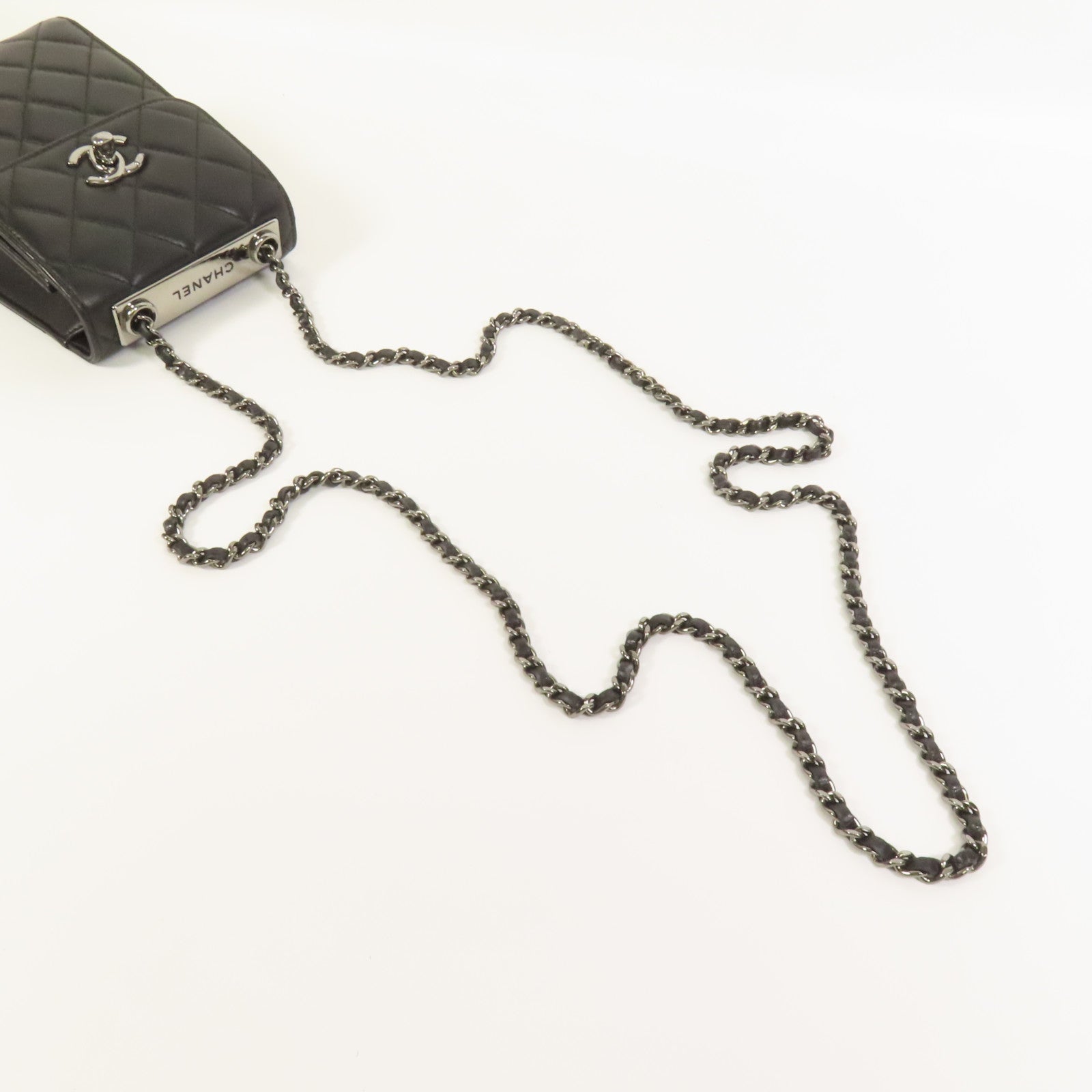 CHANEL 羊皮皮革Classic Quilted Trendy CC Phone鏈帶肩背袋