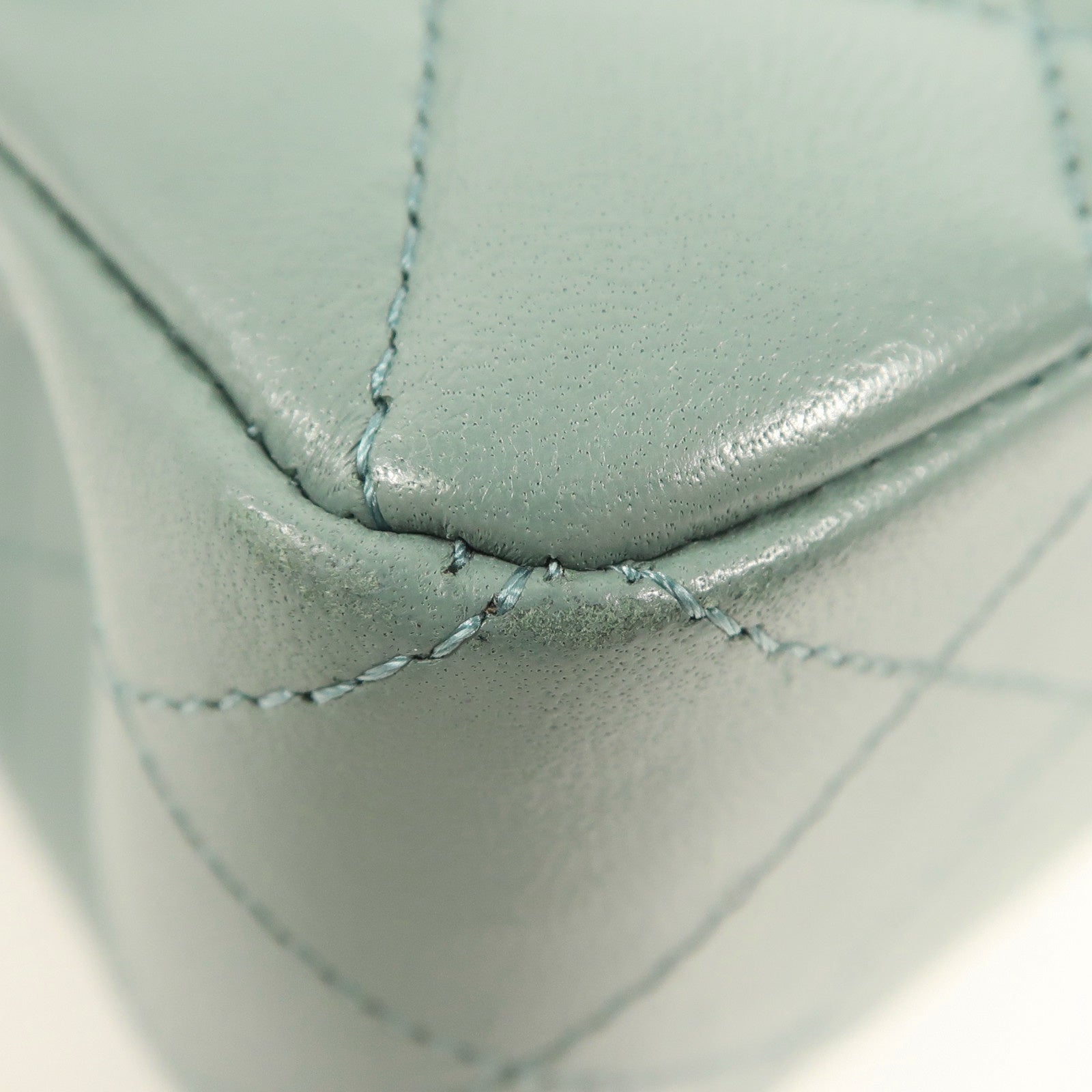 CHANEL 羊皮皮革Classic 23金扣鏈帶肩背袋