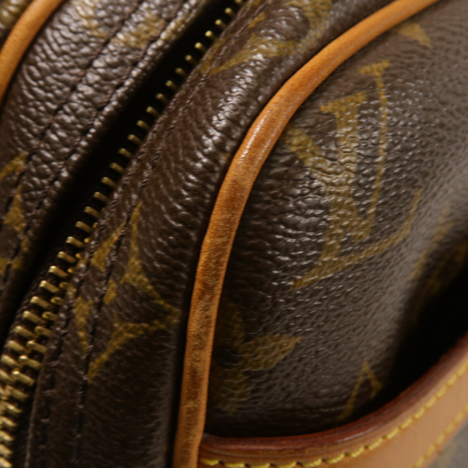 LOUIS VUITTON Monogram Reporter PM肩背袋