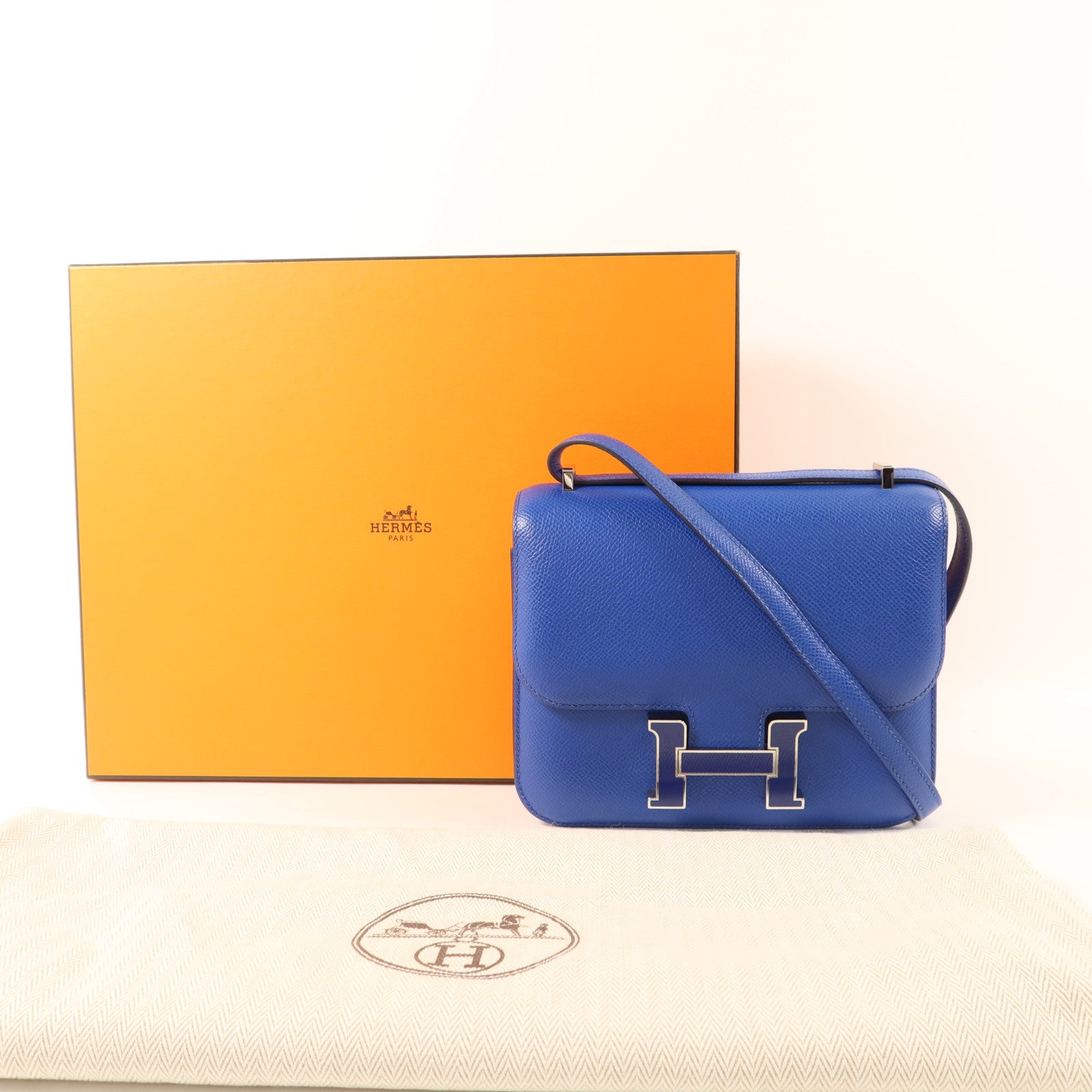 HERMES 【激減優惠】Epsom皮革Constance Mini銀扣手挽肩背兩用袋Bleu France