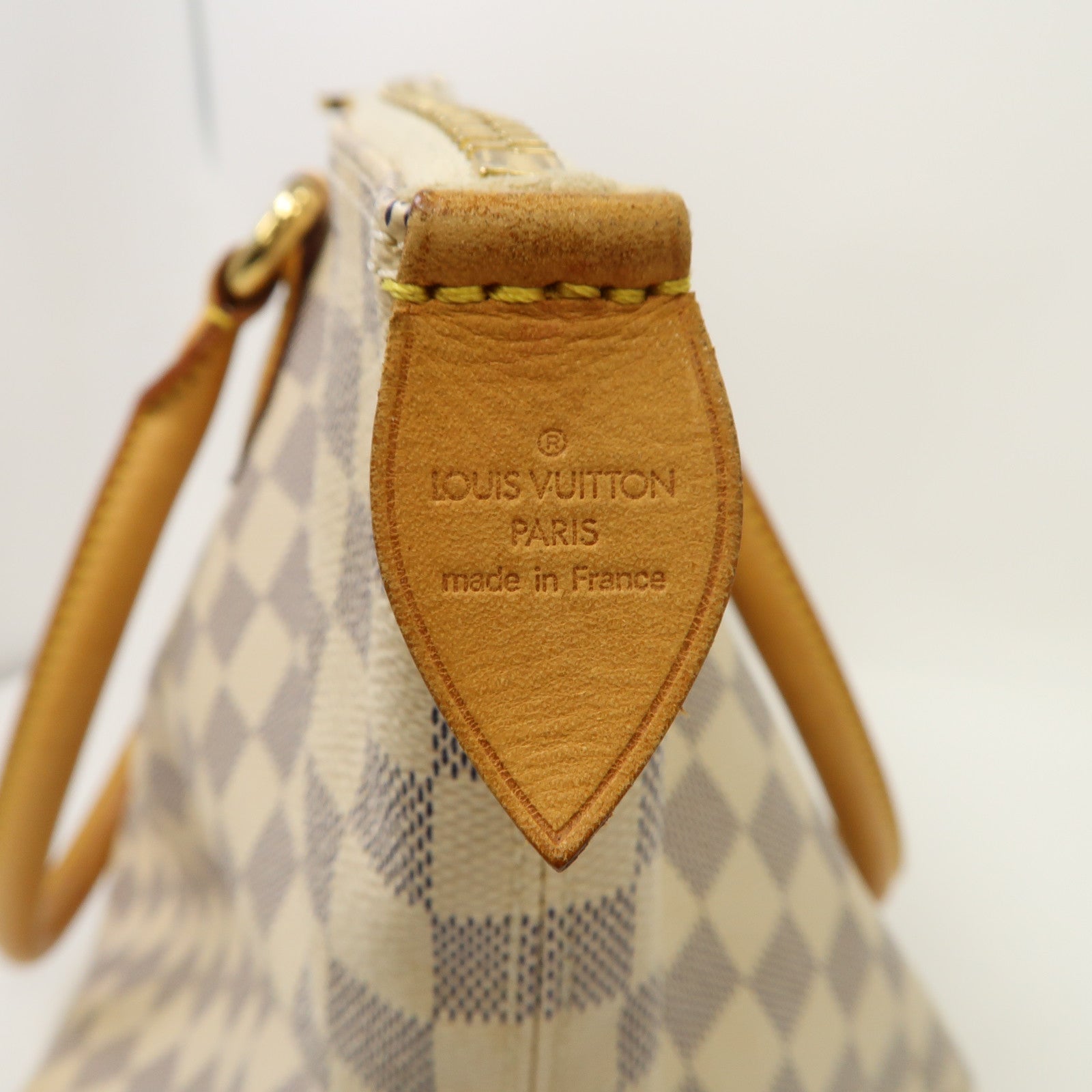 LOUIS VUITTON Damier Azur Saleya MM金扣手挽袋白色