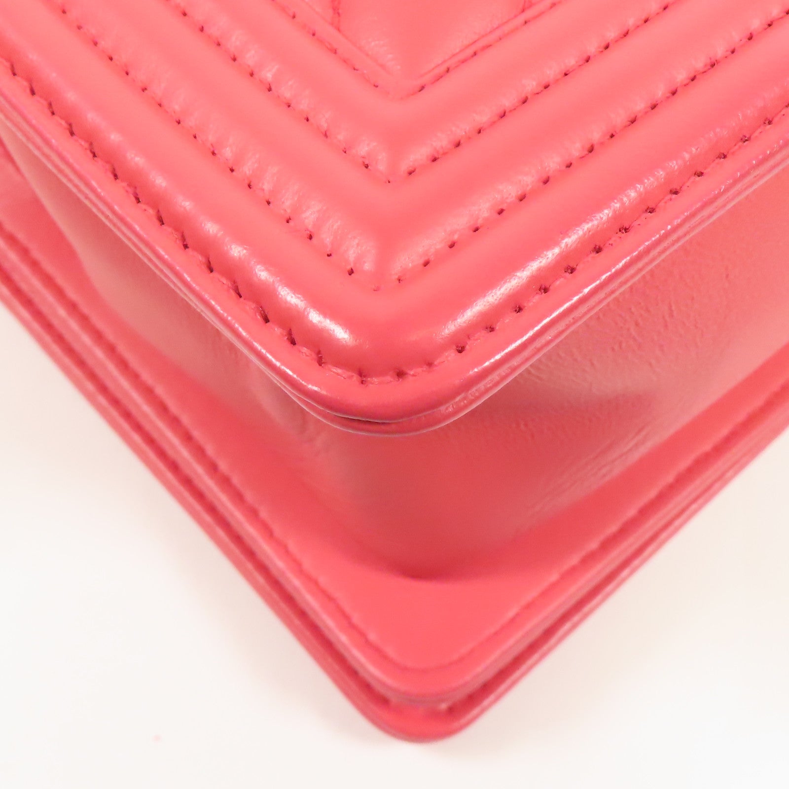 CHANEL CC GHW Boy 25 Chain Shoulder Bag Calfskin Leather Pink