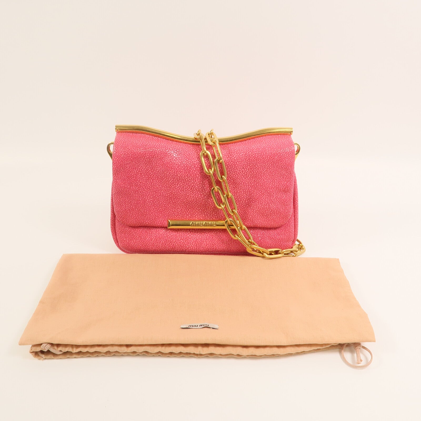 Miu Miu 牛皮皮革Shoulder Bag金扣鏈帶肩背袋