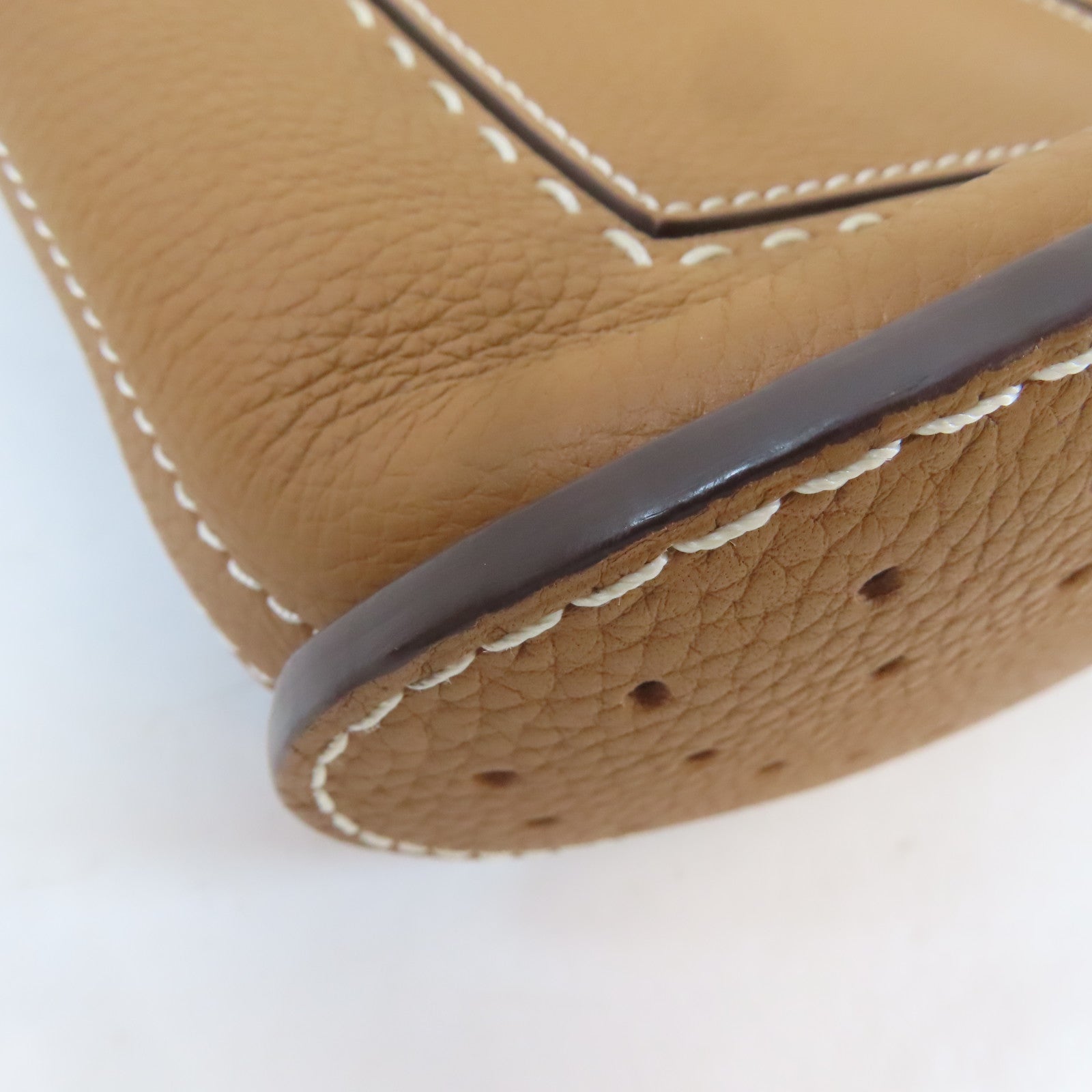 Delvaux 牛皮皮革Delvaux Pin Mini金扣手挽肩背兩用袋啡色