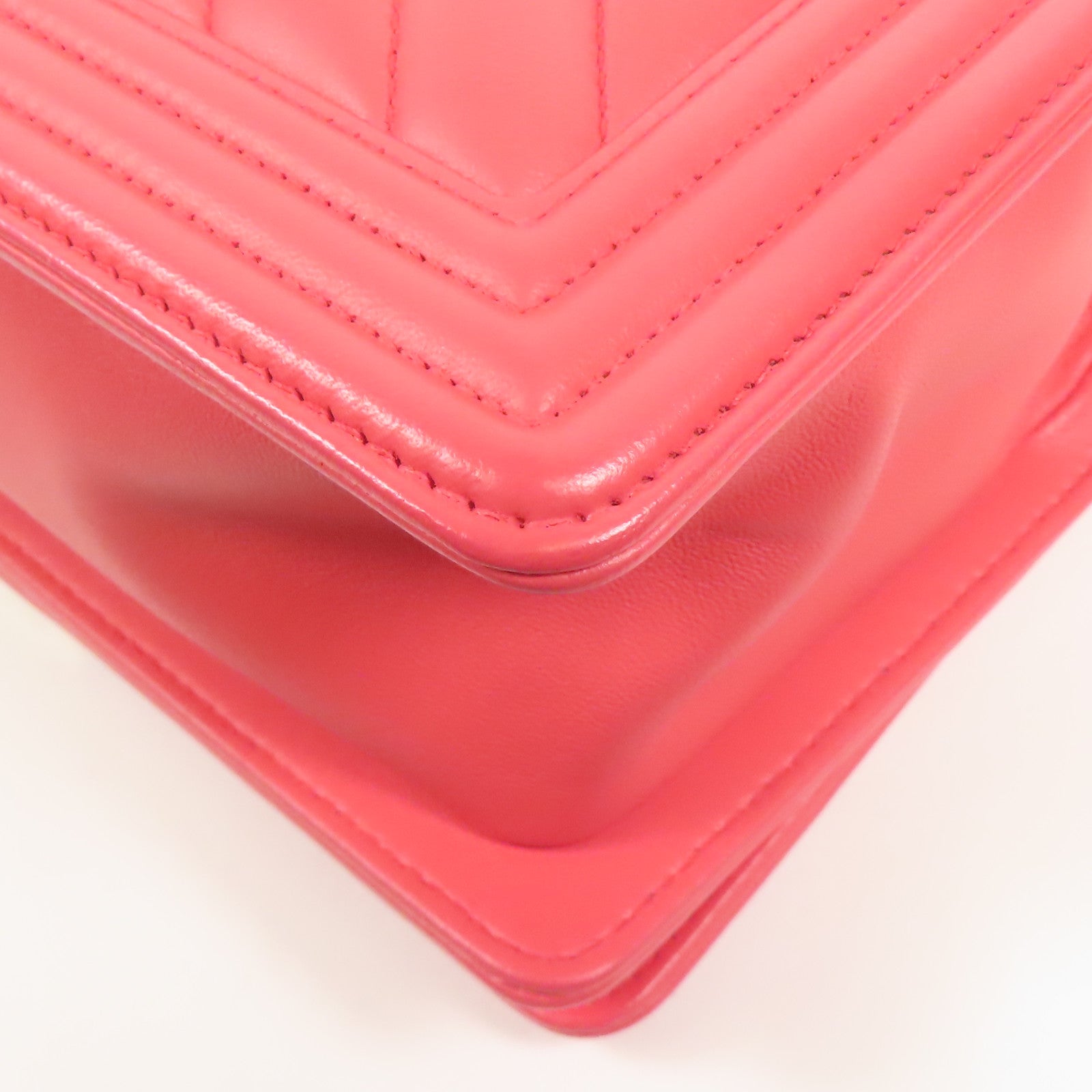 CHANEL CC GHW Boy 25 Chain Shoulder Bag Calfskin Leather Pink