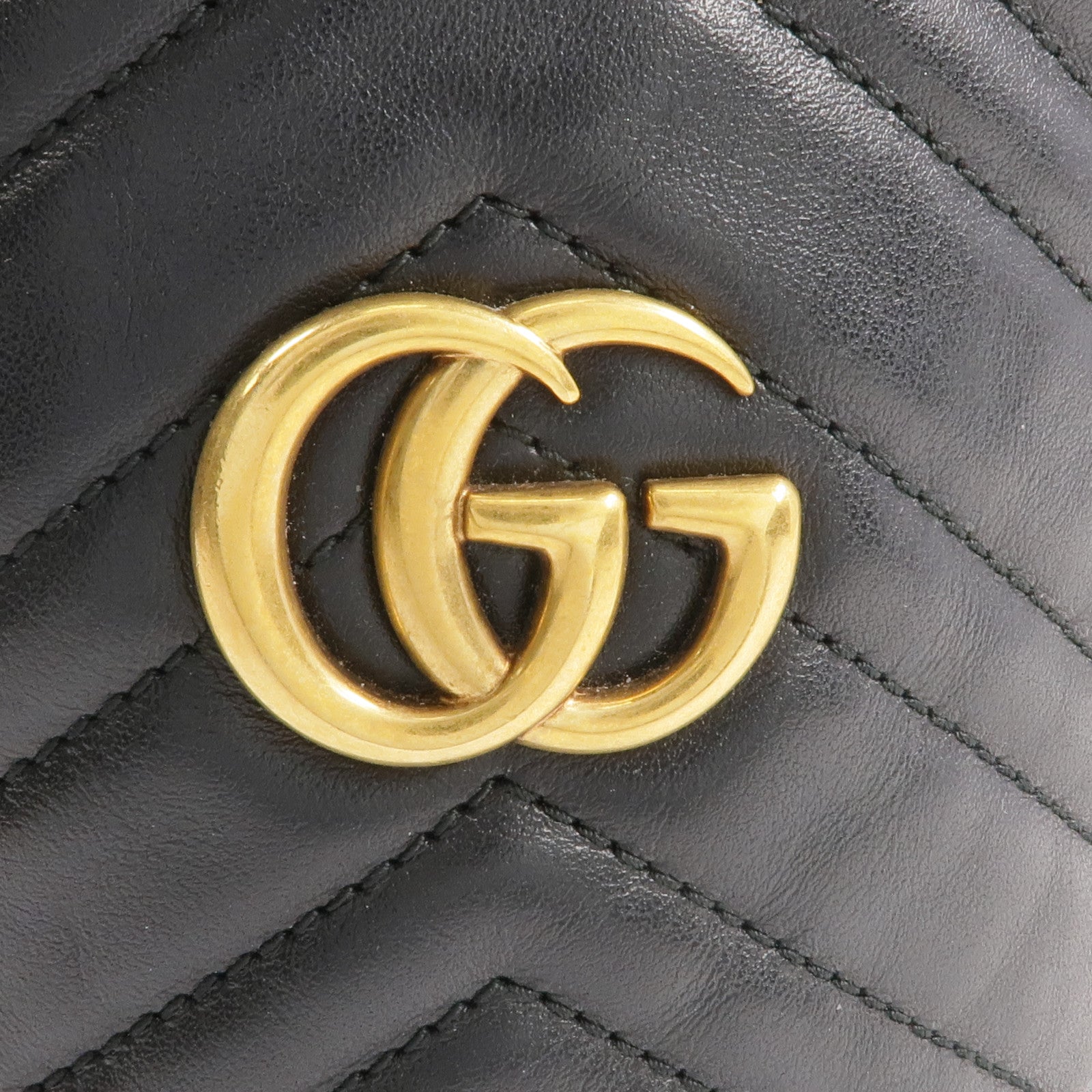 GUCCI 牛皮皮革GG Marmont Mini Bucket金扣鏈帶肩背袋