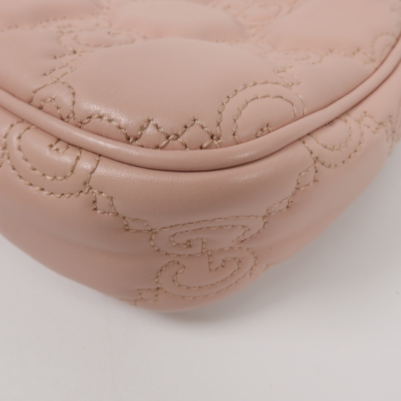 GUCCI 牛皮皮革GG Matelasse肩背袋