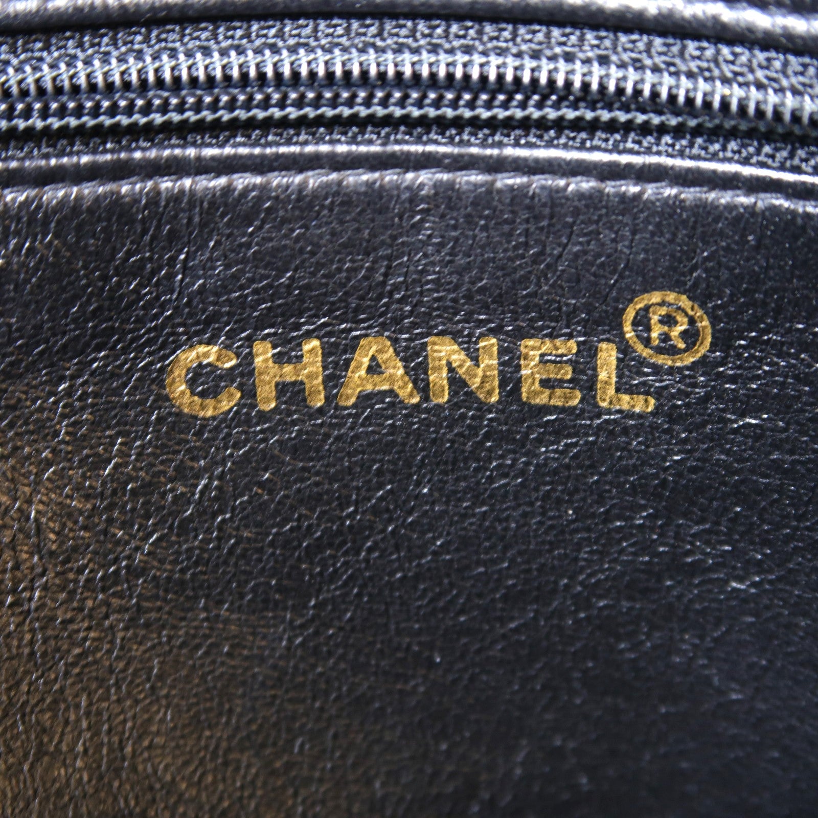 CHANEL 菱格Caviar皮革Coco Mark Vintage金扣肩背袋黑色