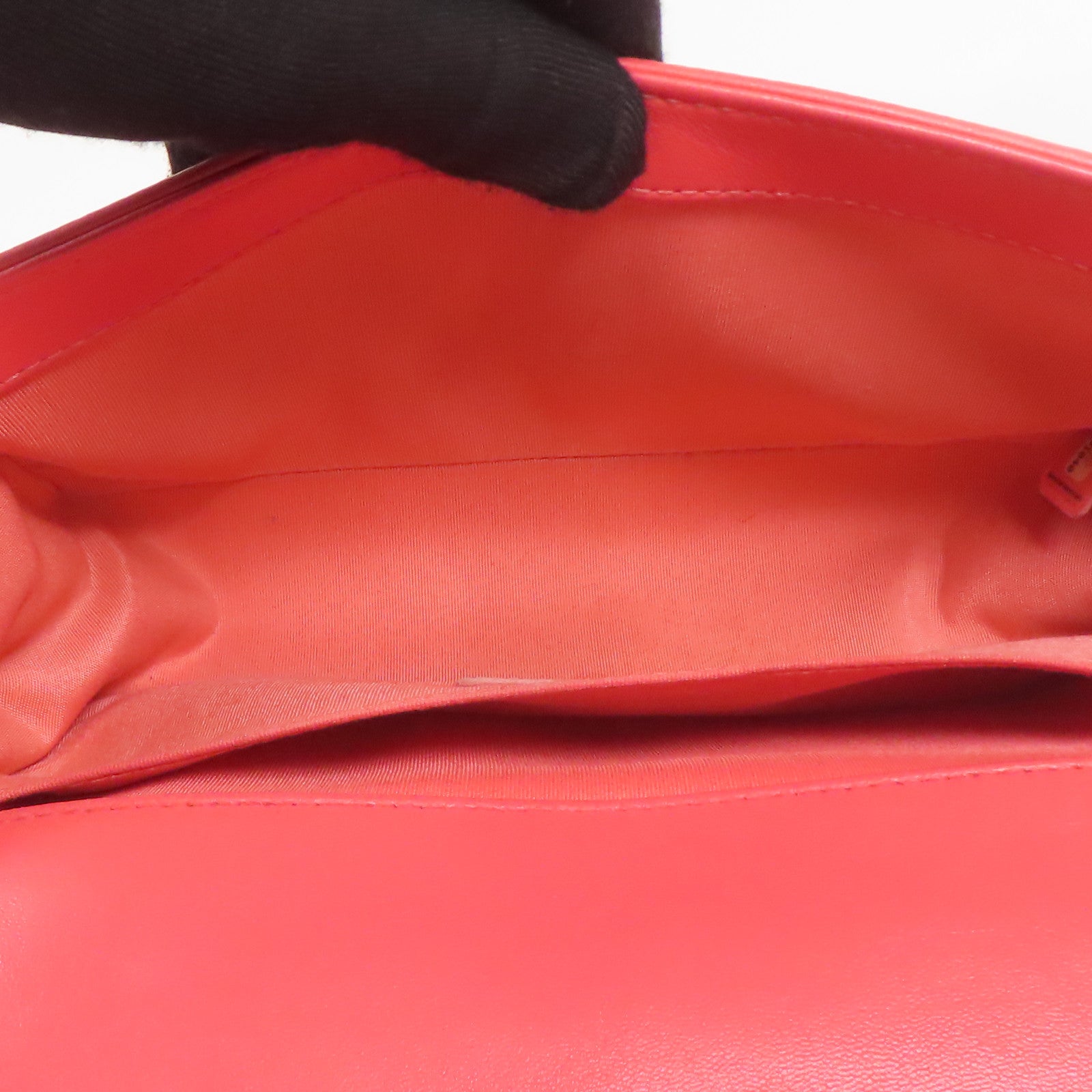 CHANEL 牛皮皮革Boy 25金扣鏈帶肩背袋