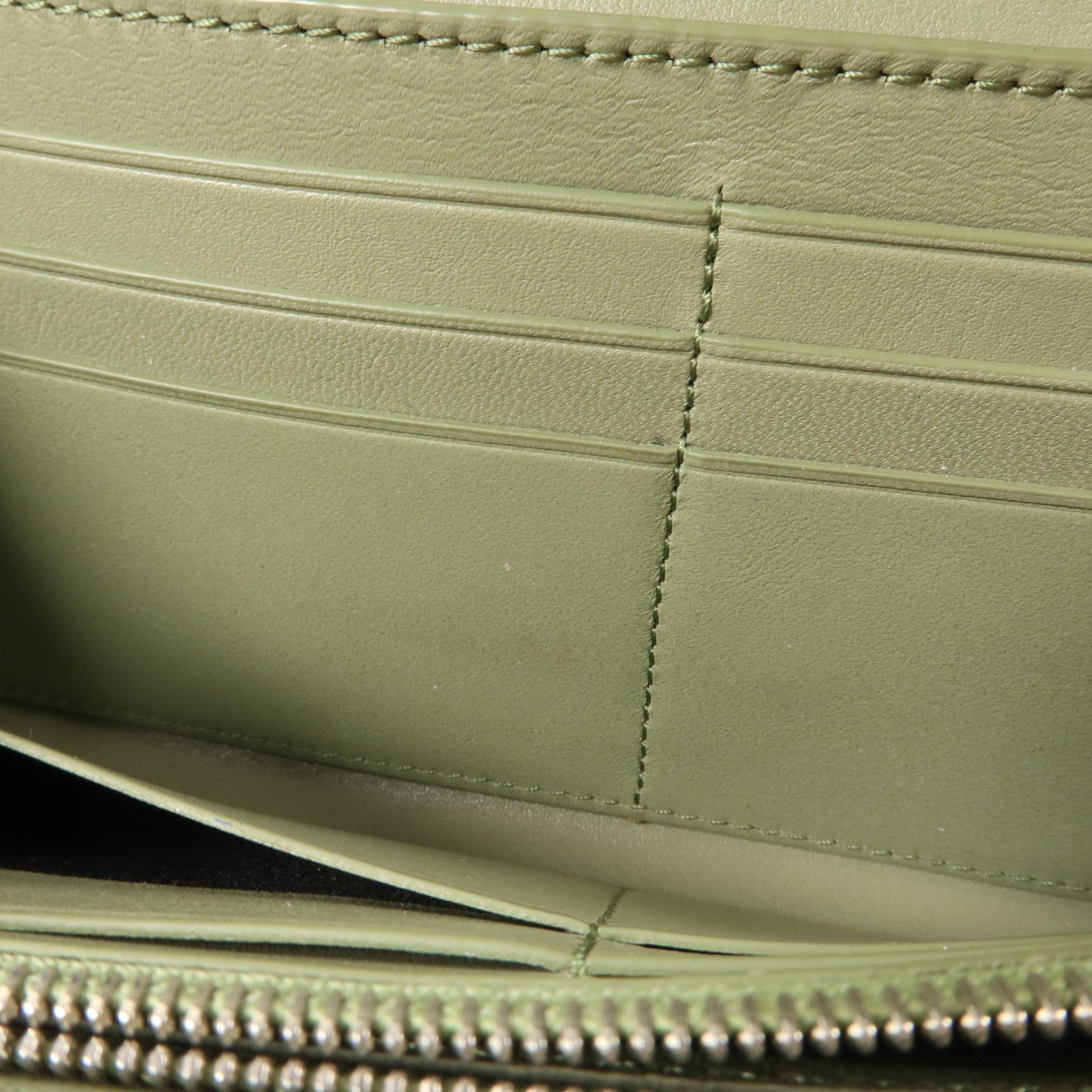 LOEWE 牛皮皮革Anagram Continental長錢包