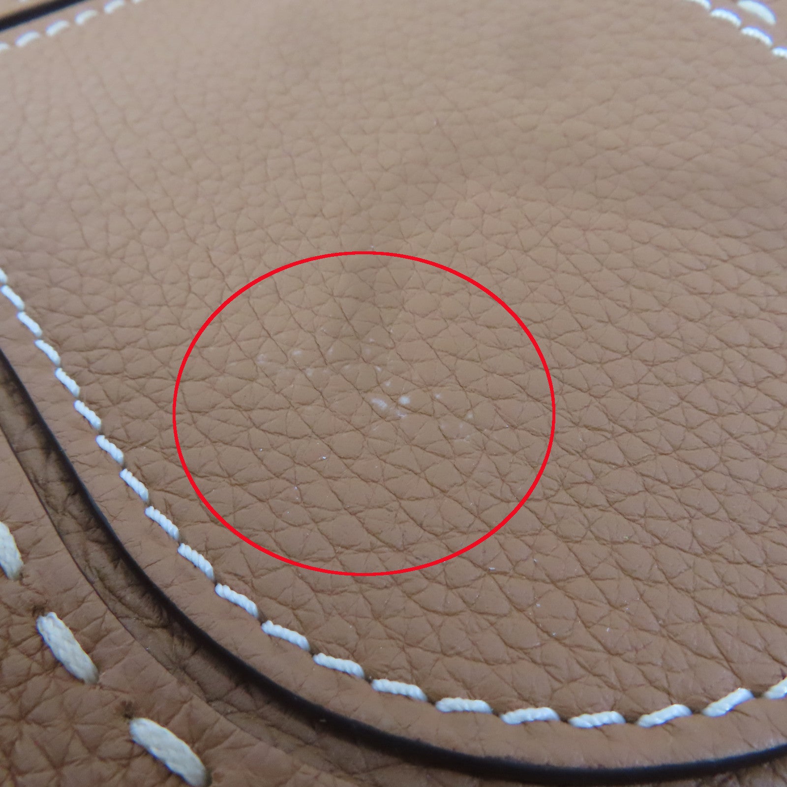 Delvaux 牛皮皮革Delvaux Pin Mini金扣手挽肩背兩用袋啡色