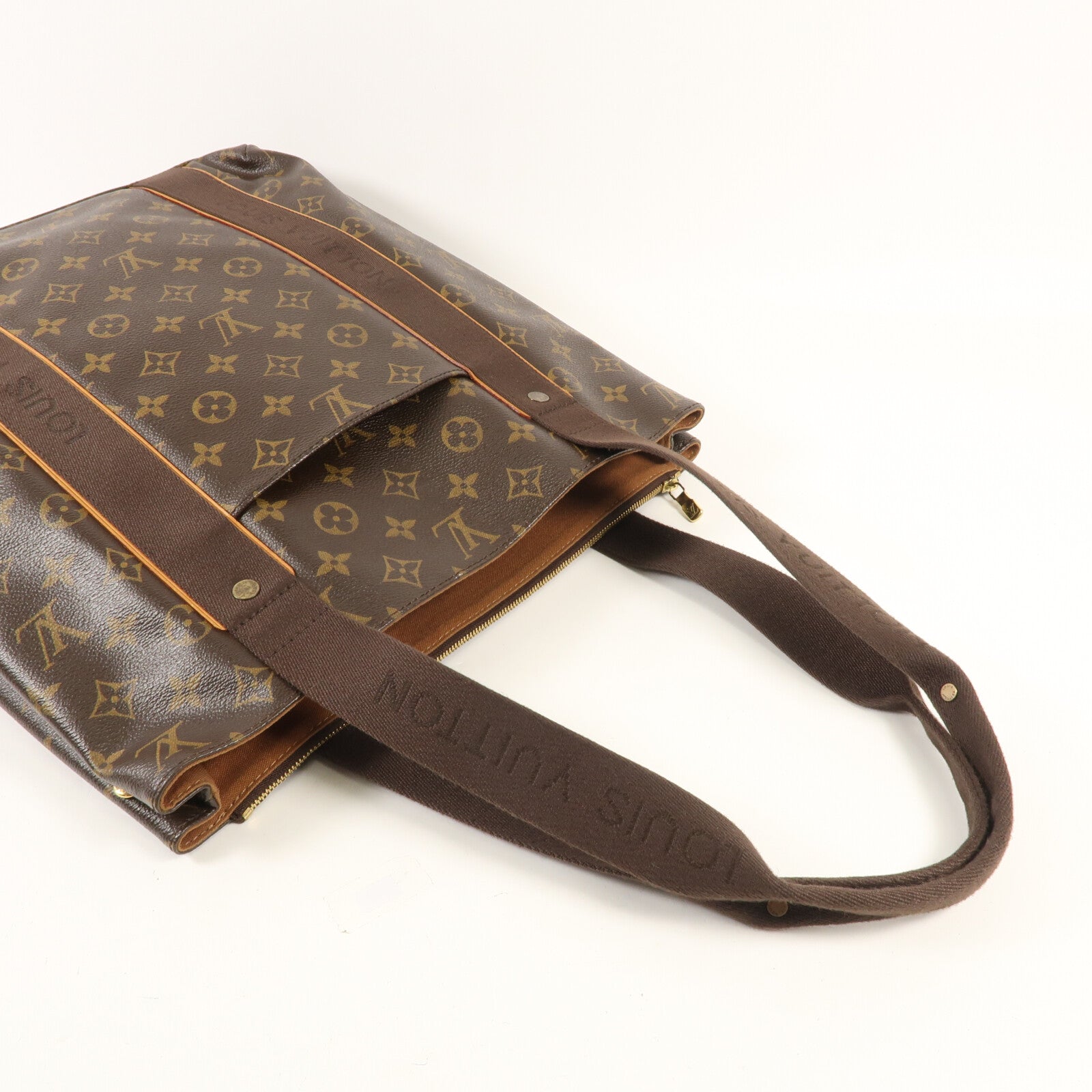LOUIS VUITTON Monogram Cabas Beaubourg金扣肩背袋