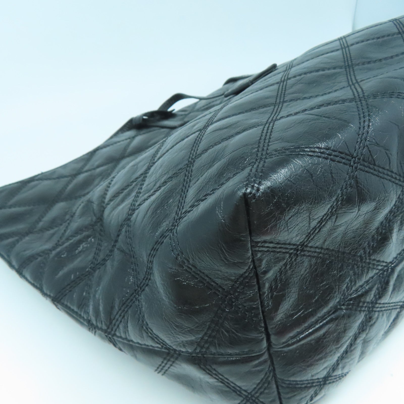 YVES SAINT LAURENT 【激減優惠】菱格牛皮皮革Tote Bag金扣手挽袋黑色