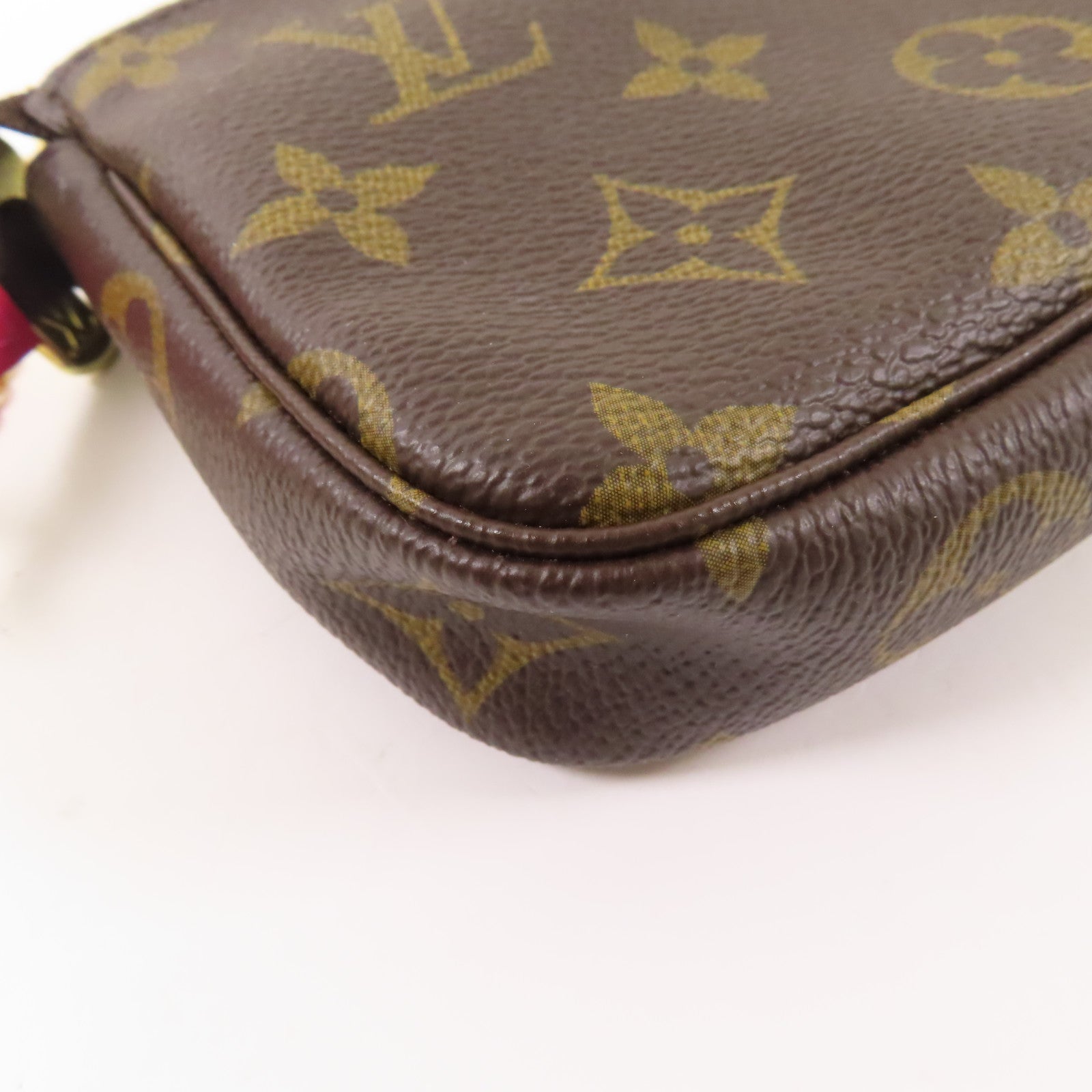 LOUIS VUITTON 【激減優惠】Monogram Mini Pochette Accessories金扣手拿包