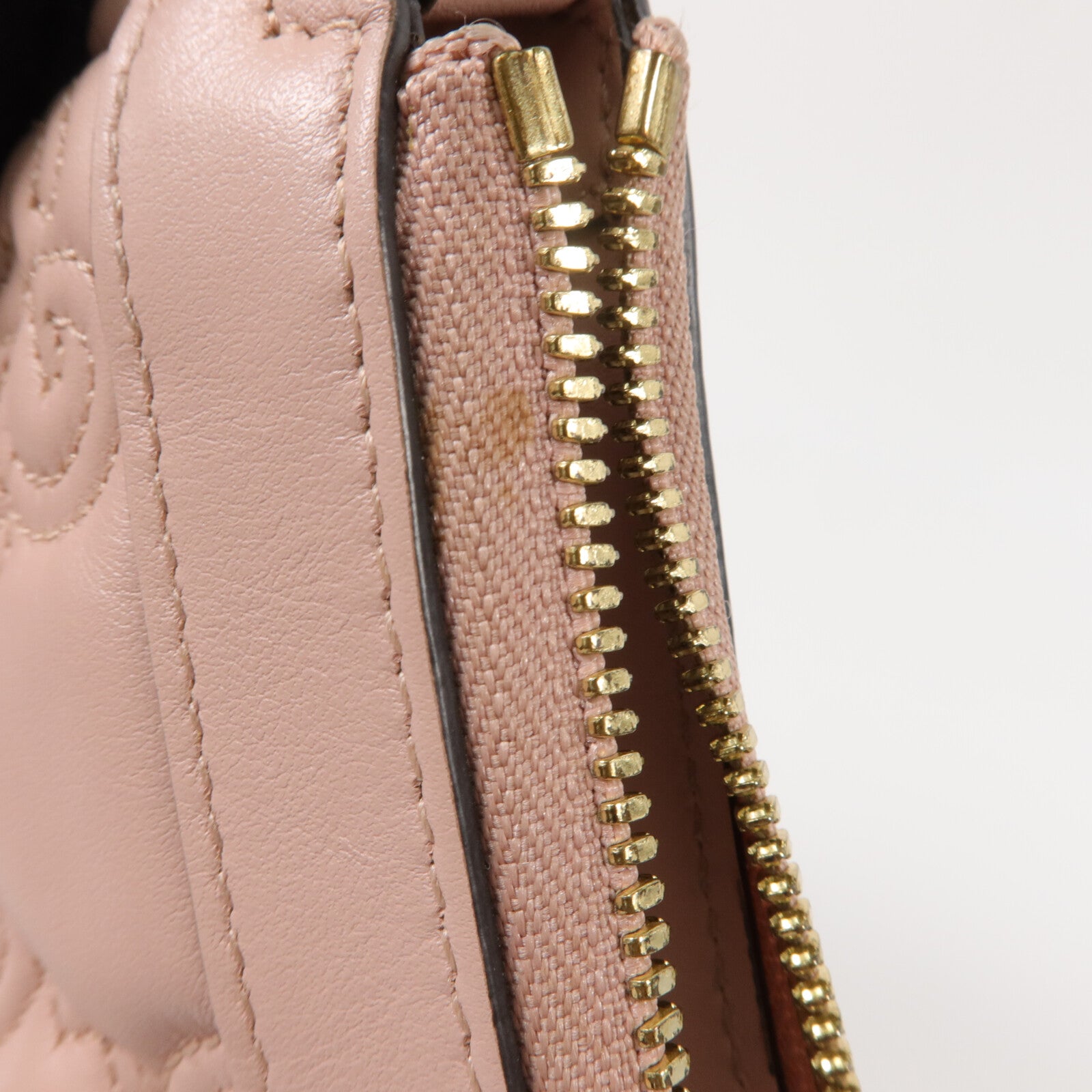 GUCCI 牛皮皮革GG Matelasse肩背袋