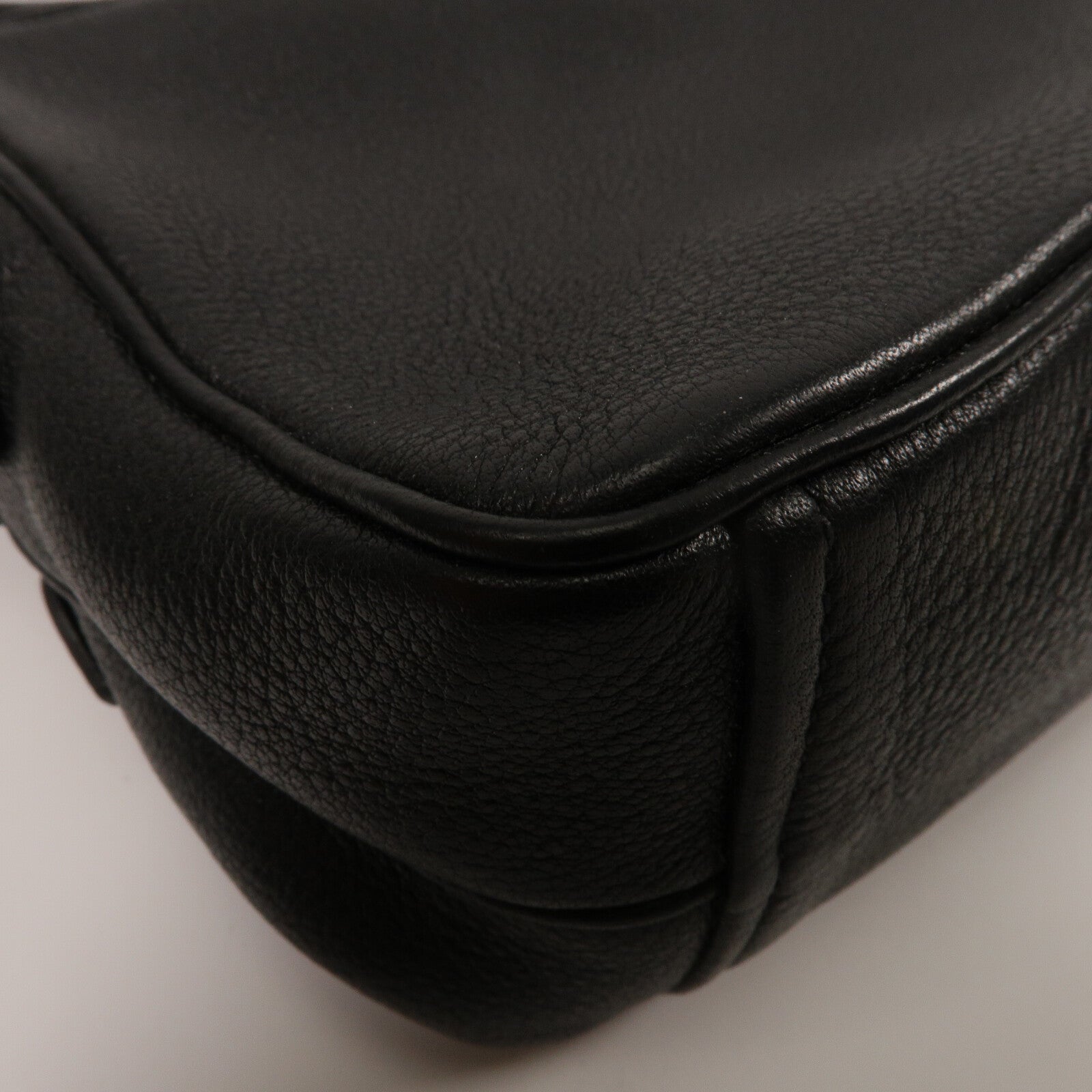 PRADA 牛皮皮革Shoulder Bag肩背袋