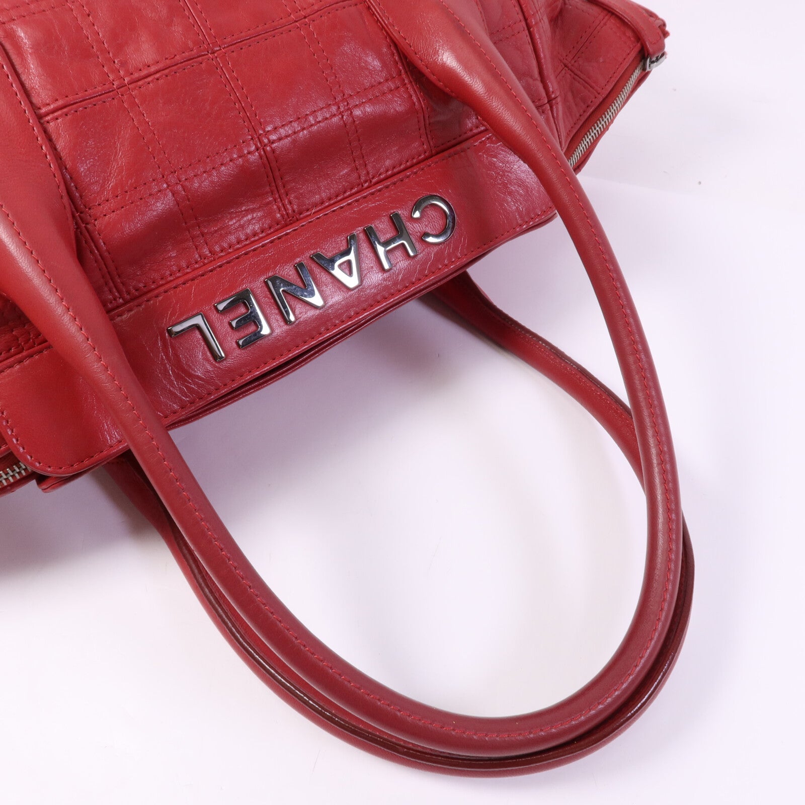 CHANEL 羊皮皮革Hand Bag銀扣肩背袋