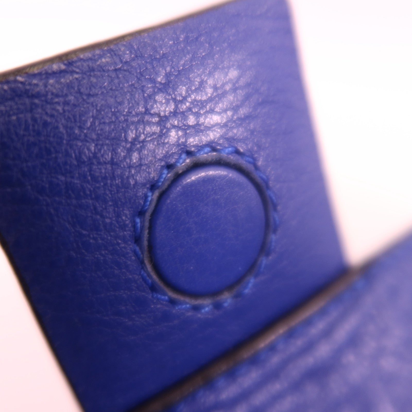 LOEWE 牛皮皮革Chain Shoulder金扣鏈帶肩背袋