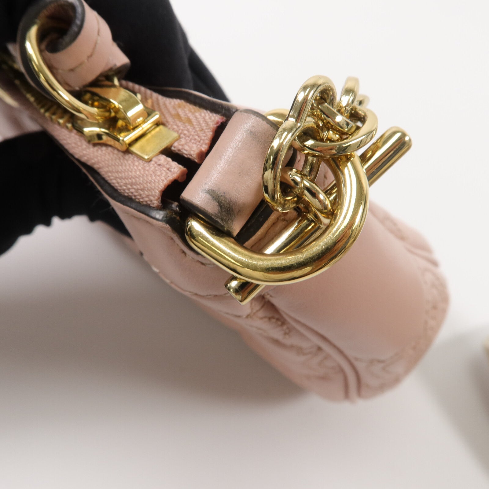 GUCCI 牛皮皮革GG Matelasse肩背袋