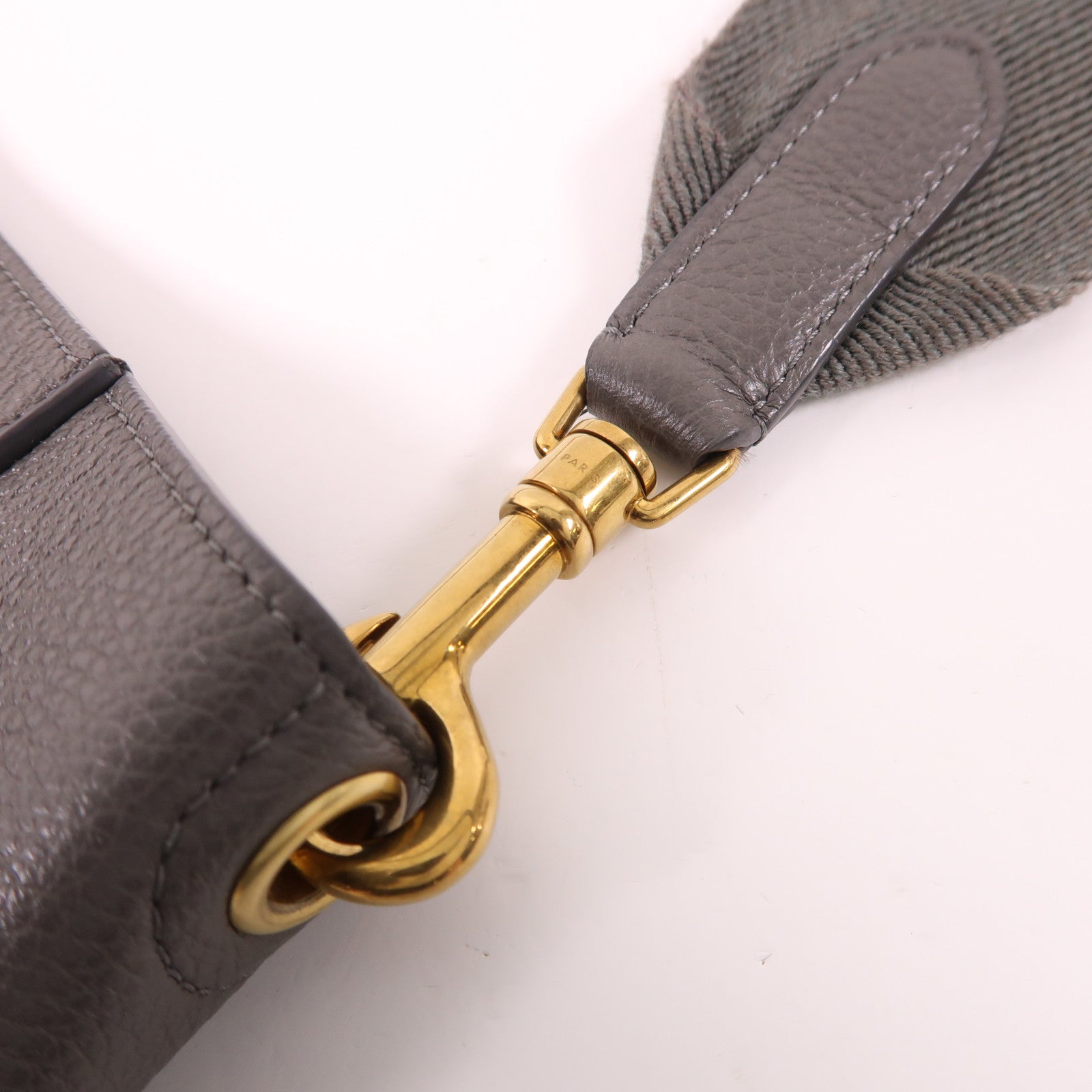 CELINE 牛皮皮革Sangle Bucket Bag金扣肩背袋