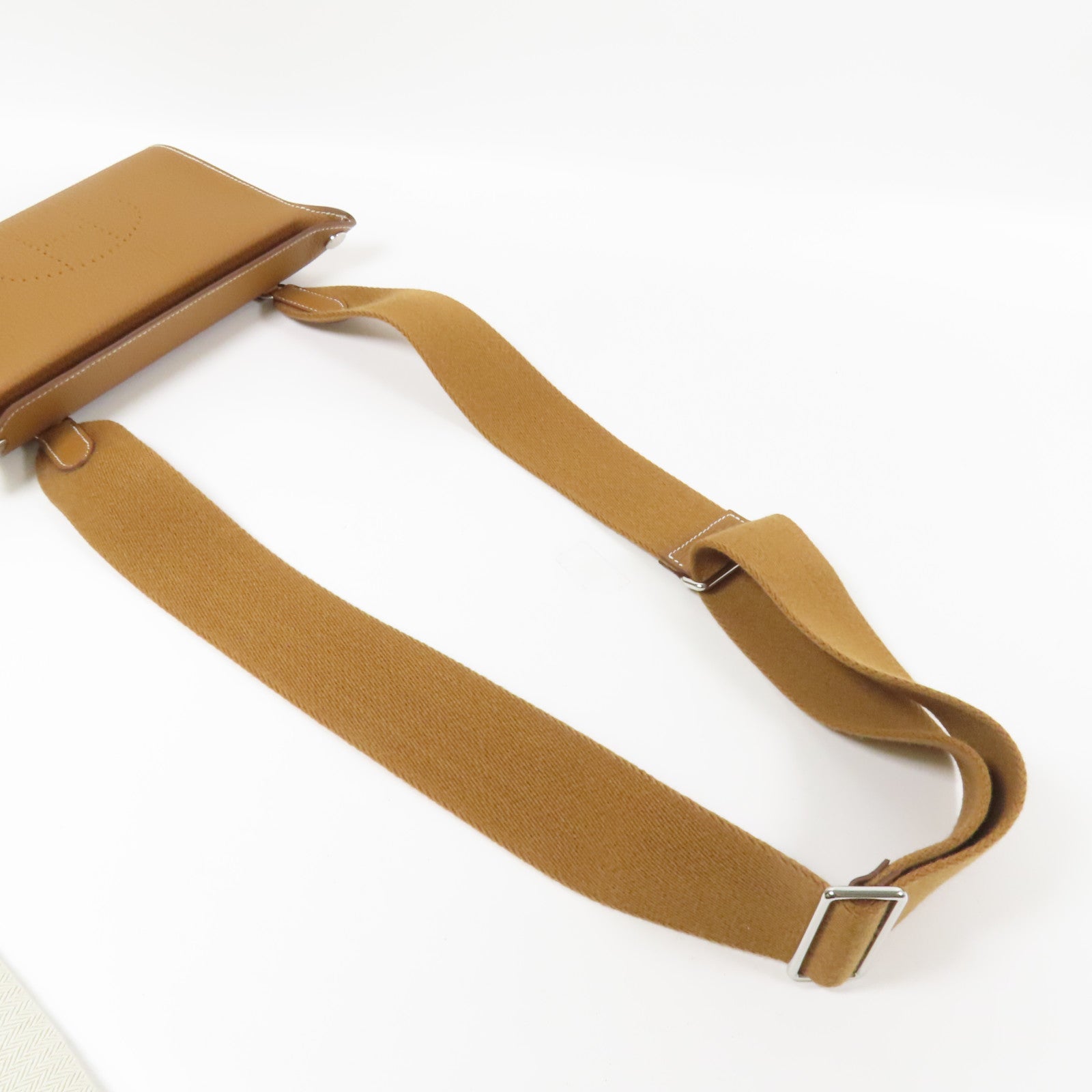 HERMES Togo皮革Videpoches銀扣肩背袋Gold