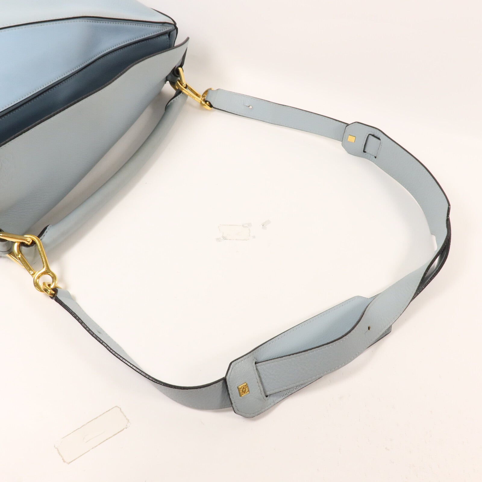 LOEWE 牛皮皮革Puzzle Medium手挽肩背兩用袋