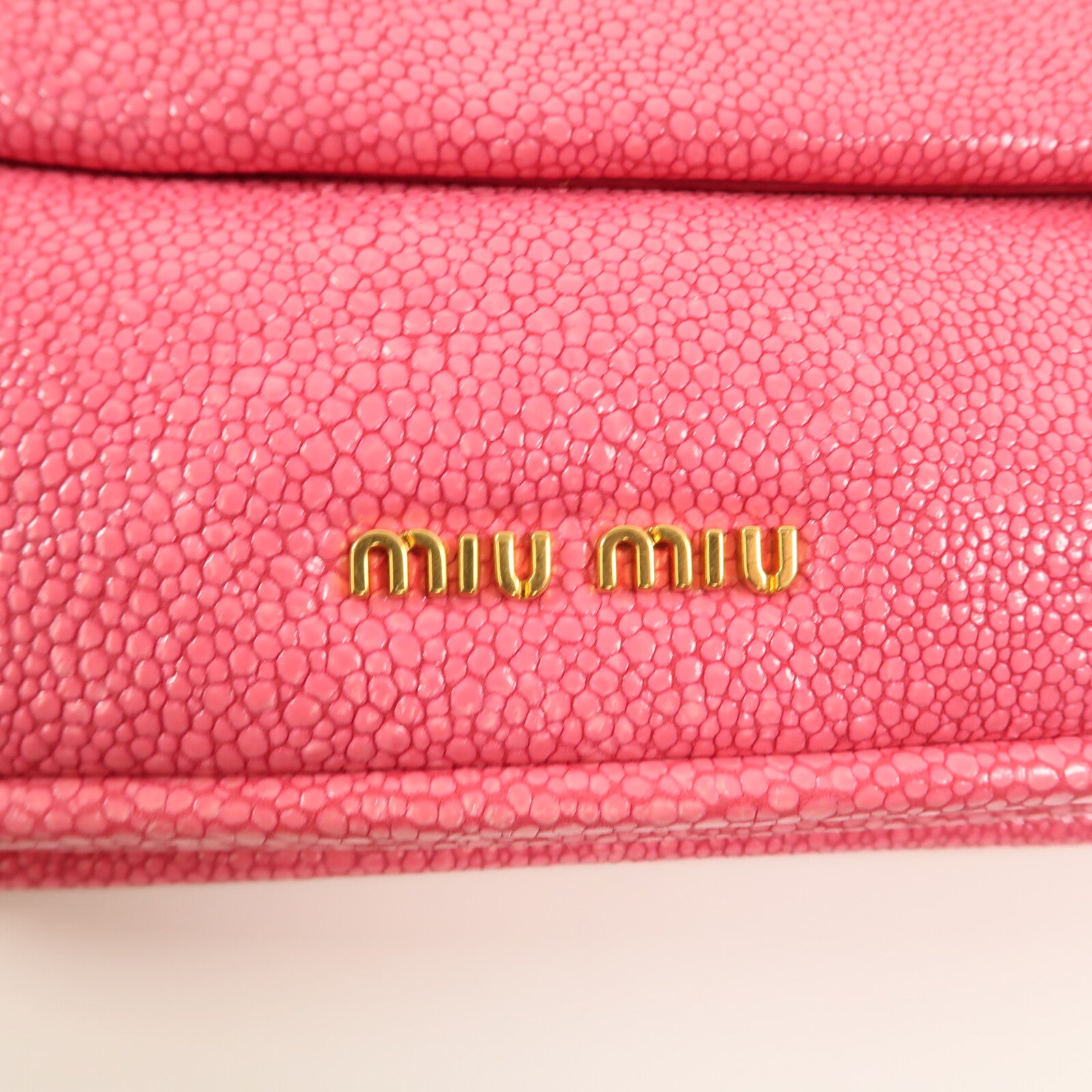 Miu Miu 牛皮皮革Shoulder Bag金扣鏈帶肩背袋