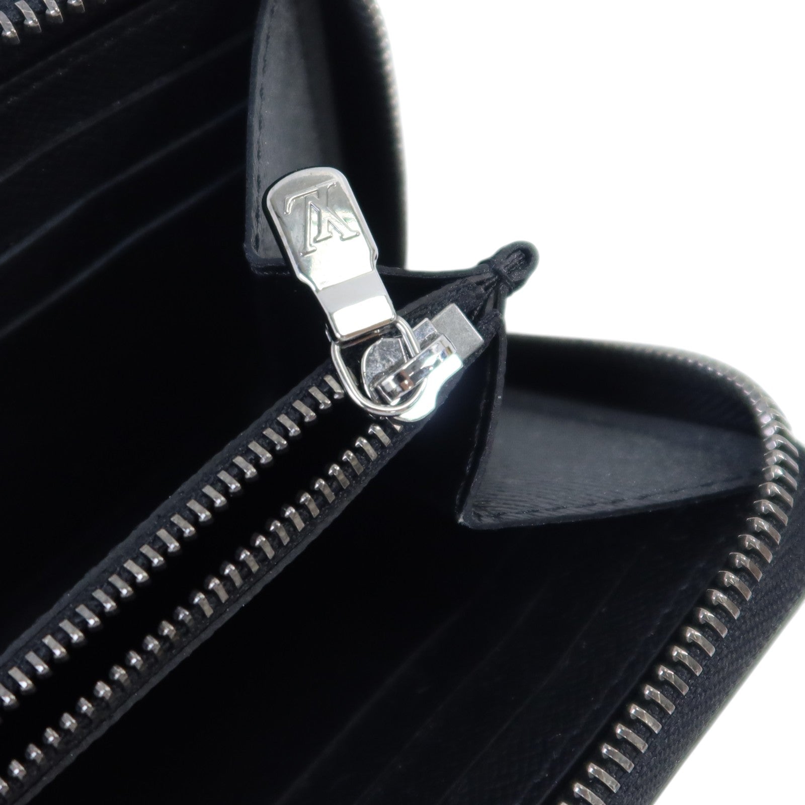 LOUIS VUITTON Monogram Eclipse Zippy Wallet Horizontal銀扣長錢包