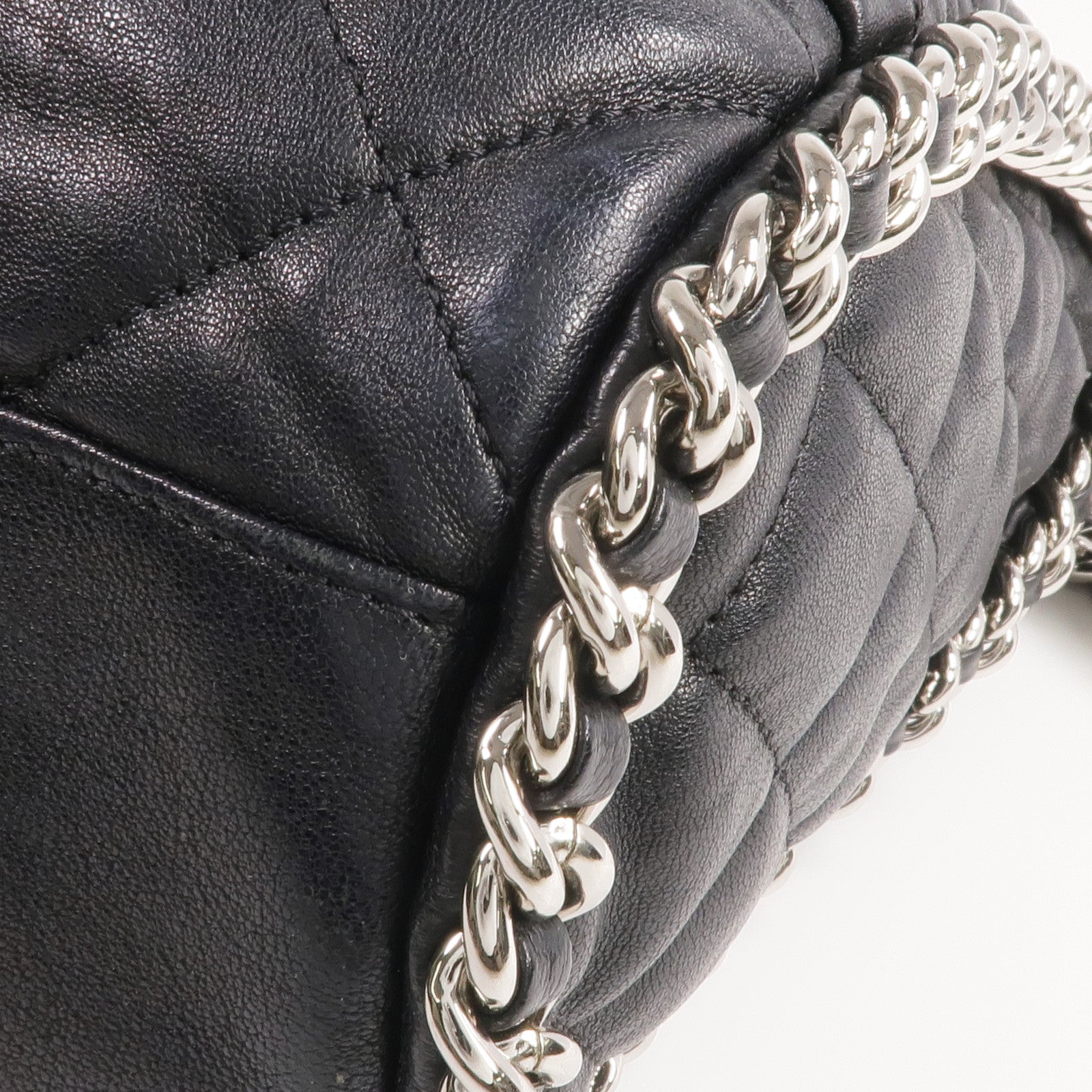 CHANEL 牛皮皮革Shoulder Bag銀扣鏈帶肩背袋