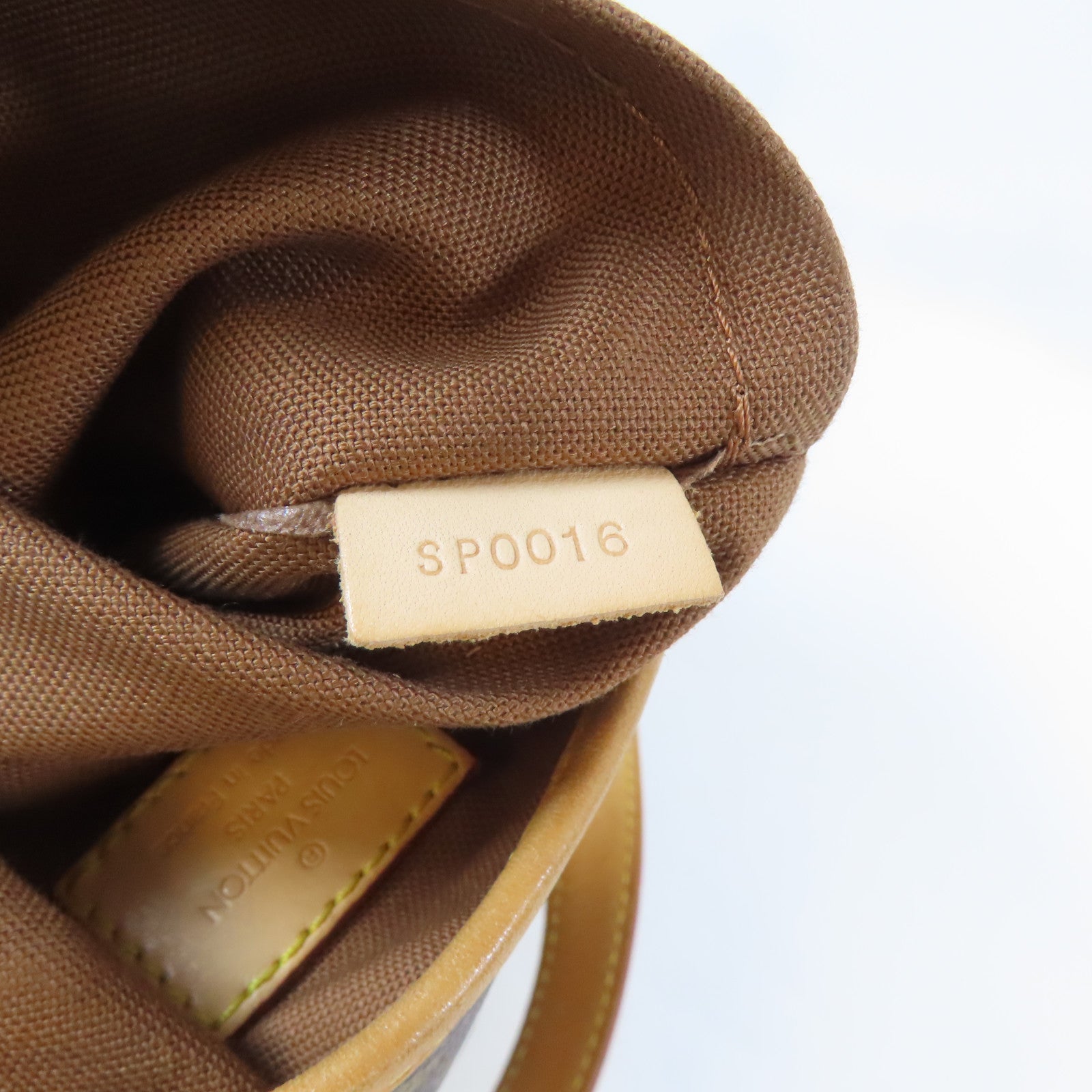 LOUIS VUITTON Monogram Batignolles金扣手挽袋啡色
