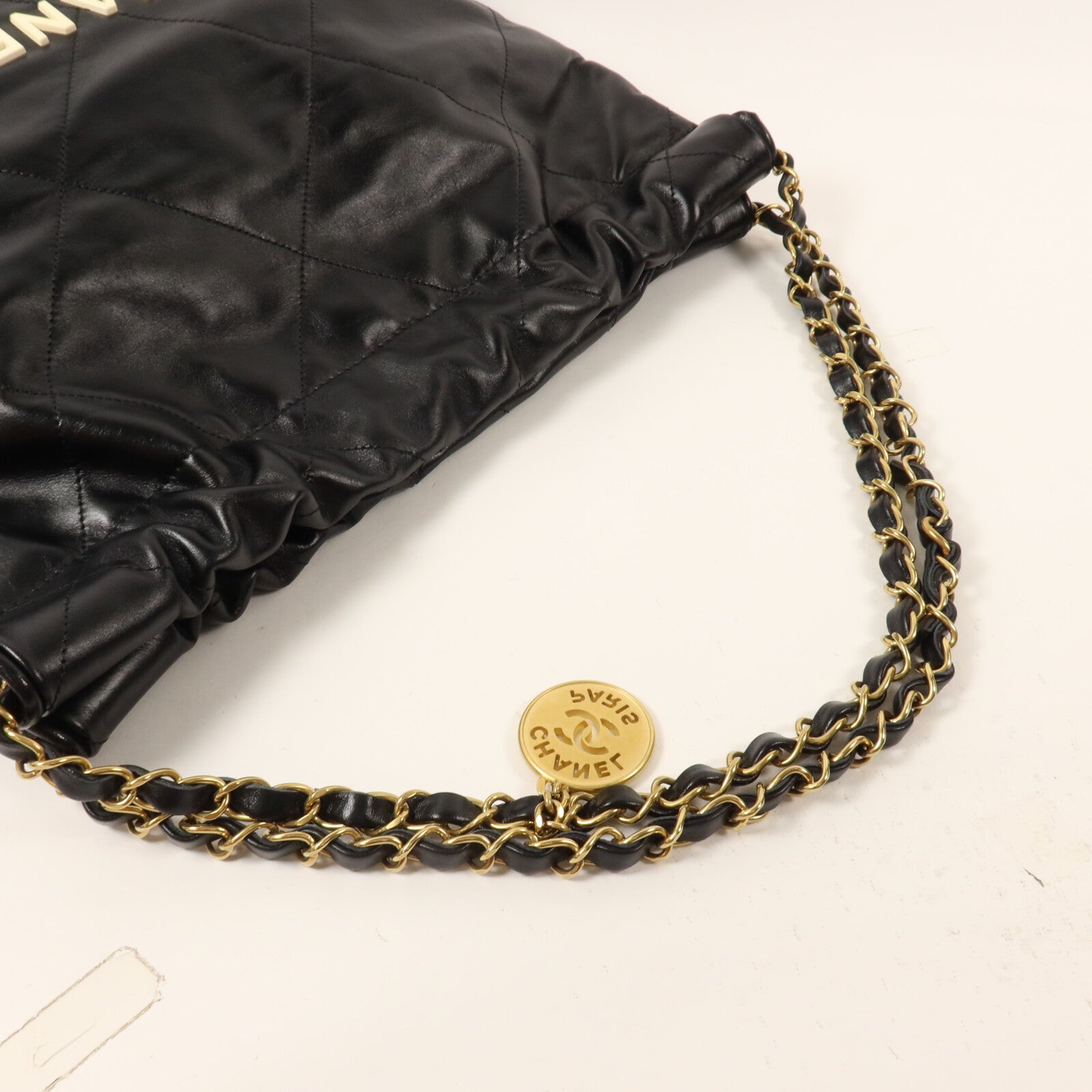 CHANEL 牛皮皮革Chanel 22 Small鏈帶肩背袋
