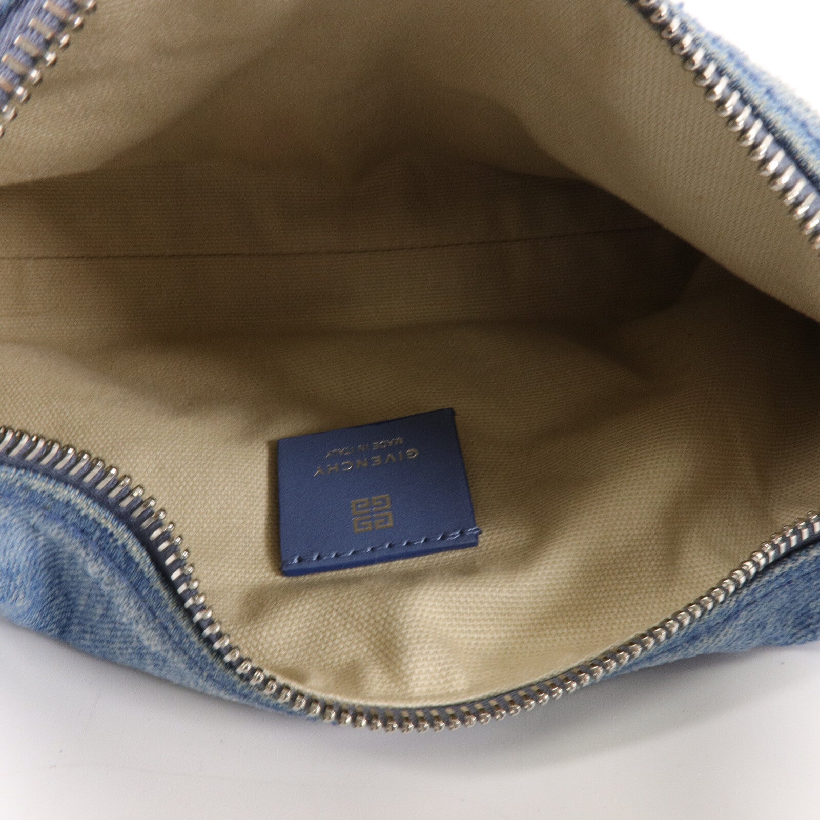 GIVENCHY 牛仔布Voyou Mini肩背袋