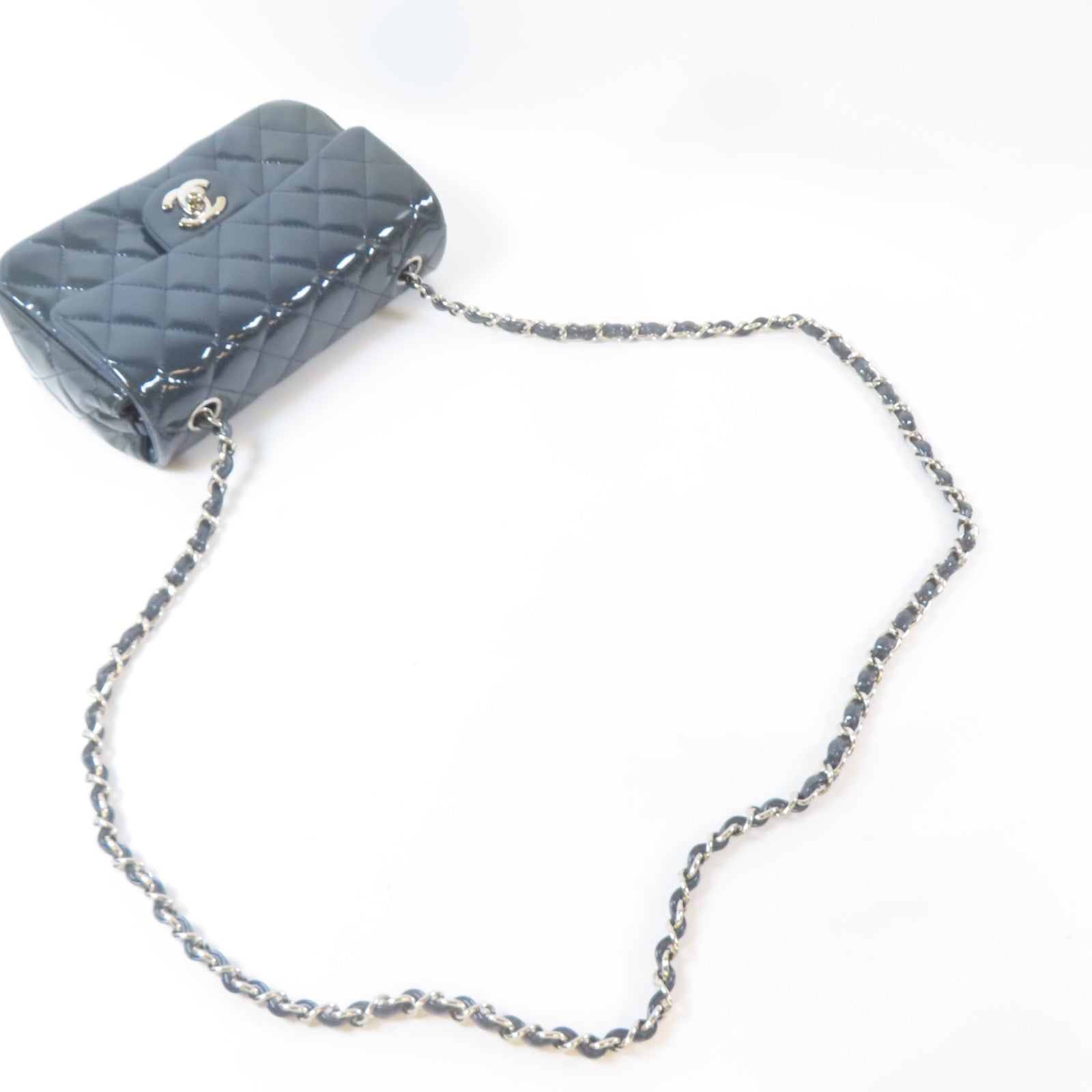 CHANEL 菱格漆皮皮革Chain Shoulder Bag銀扣鏈帶肩背袋藍色
