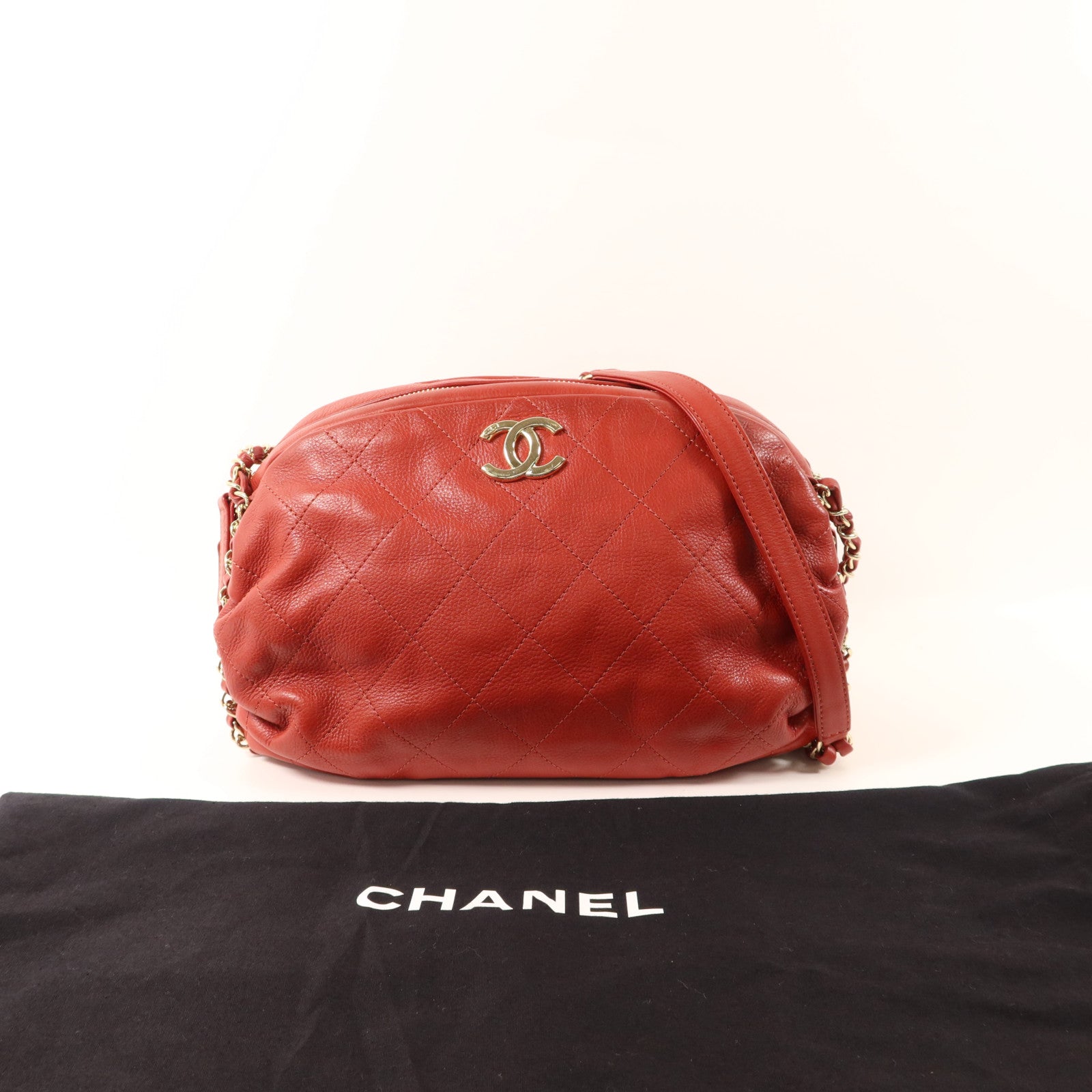 CHANEL 牛皮皮革Chain Shoulder金扣鏈帶肩背袋