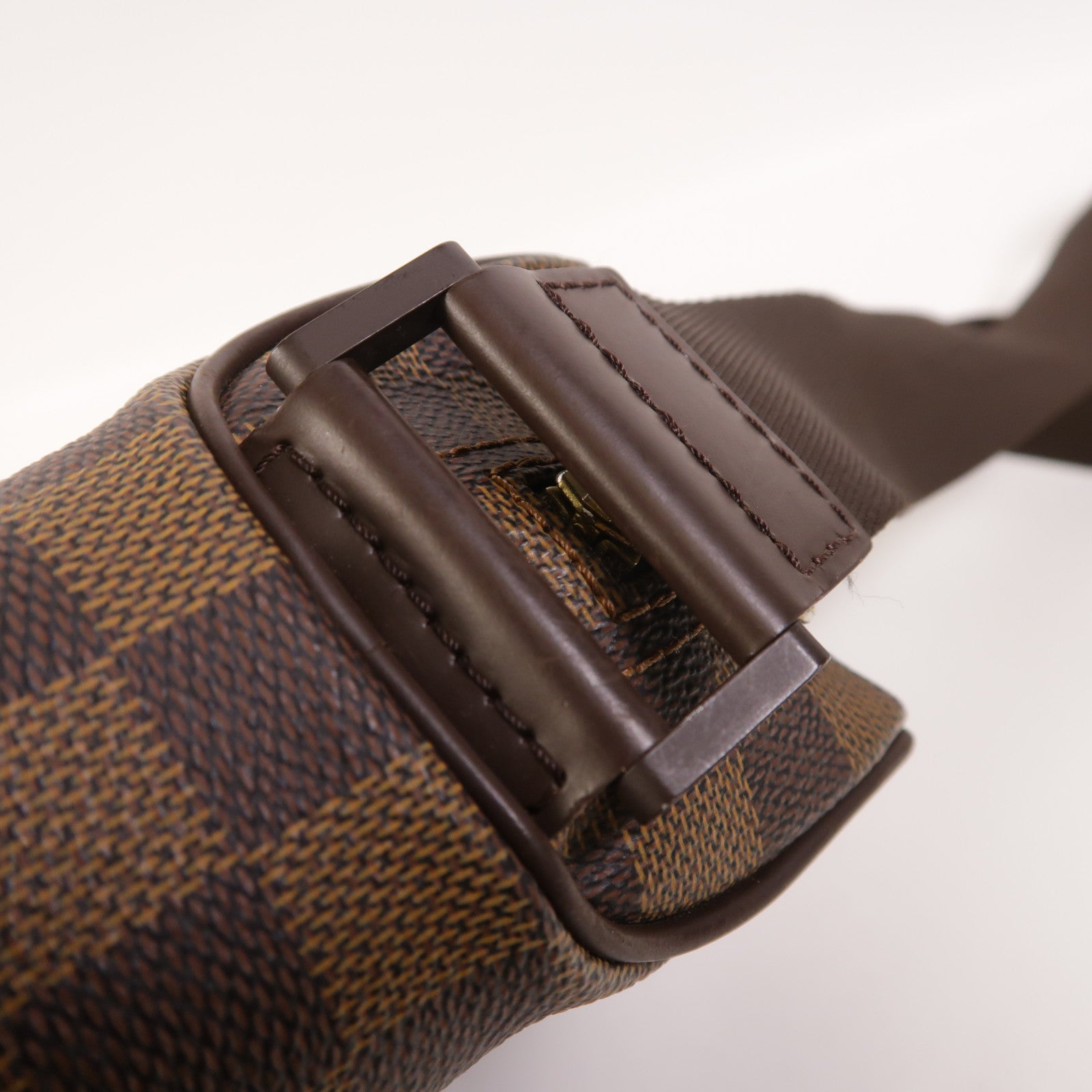 LOUIS VUITTON Damier Olav PM肩背袋