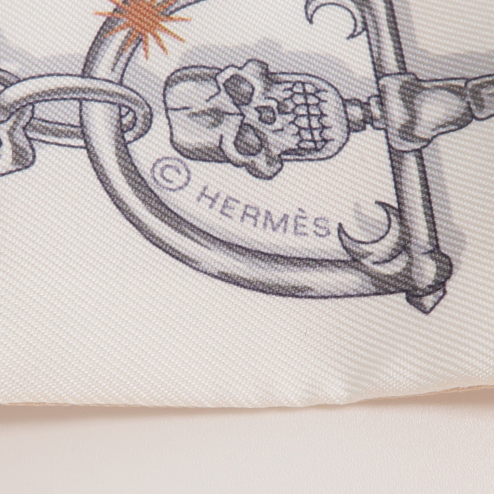 HERMES 絲質Twilly絲巾