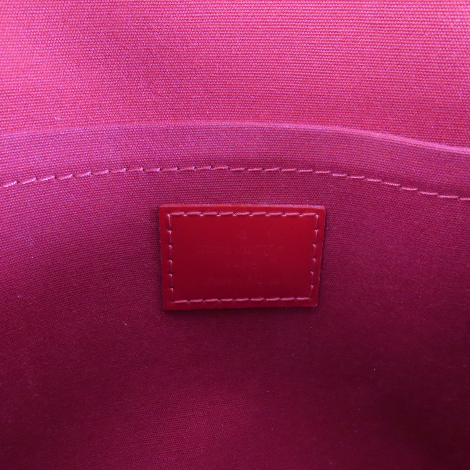 LOUIS VUITTON Monogram Vernis Rodeo Drive金扣肩背袋