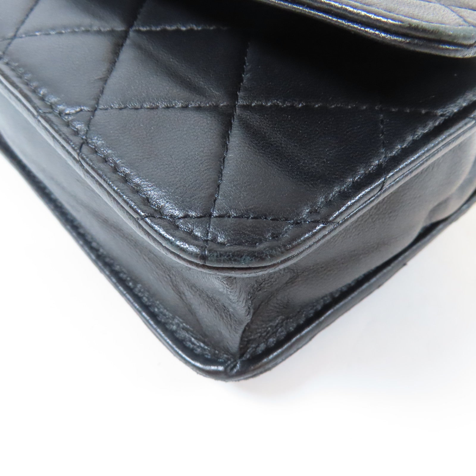 CHANEL 【激減優惠】菱格羊皮皮革WOC Wallet On Chain銀扣鏈帶肩背袋黑色