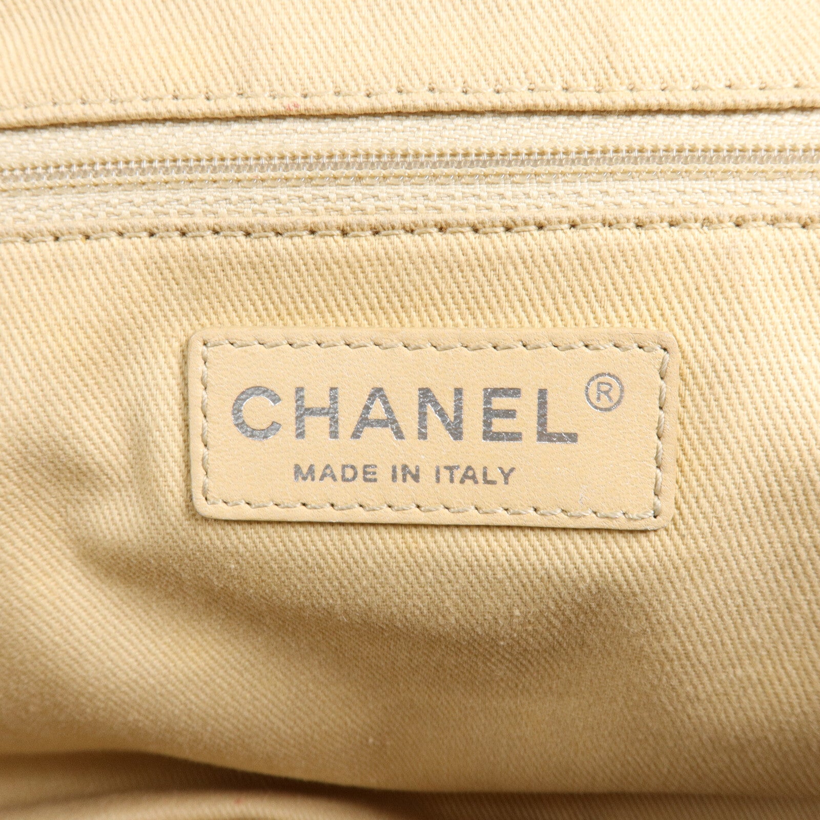 CHANEL 牛皮皮革Chain Shoulder鏈帶肩背袋