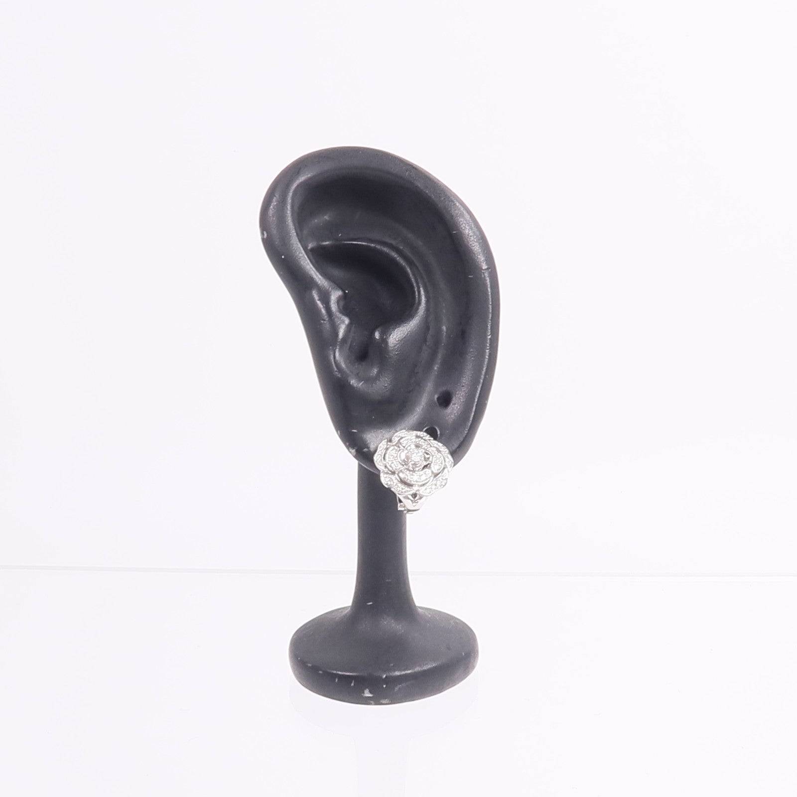 CHANEL 18K白金Bouton De Camelia Earrings鑽石耳環