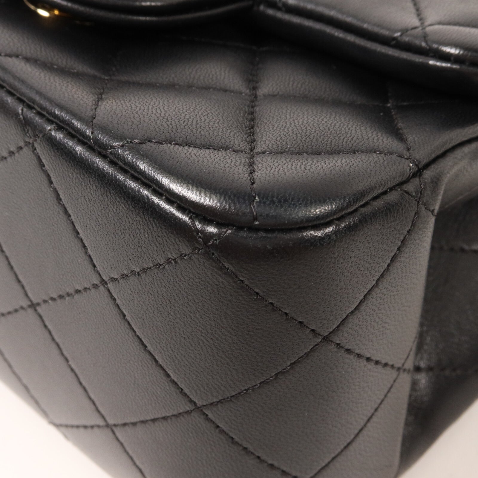 CHANEL 羊皮皮革Mini Classic 17鏈帶肩背袋