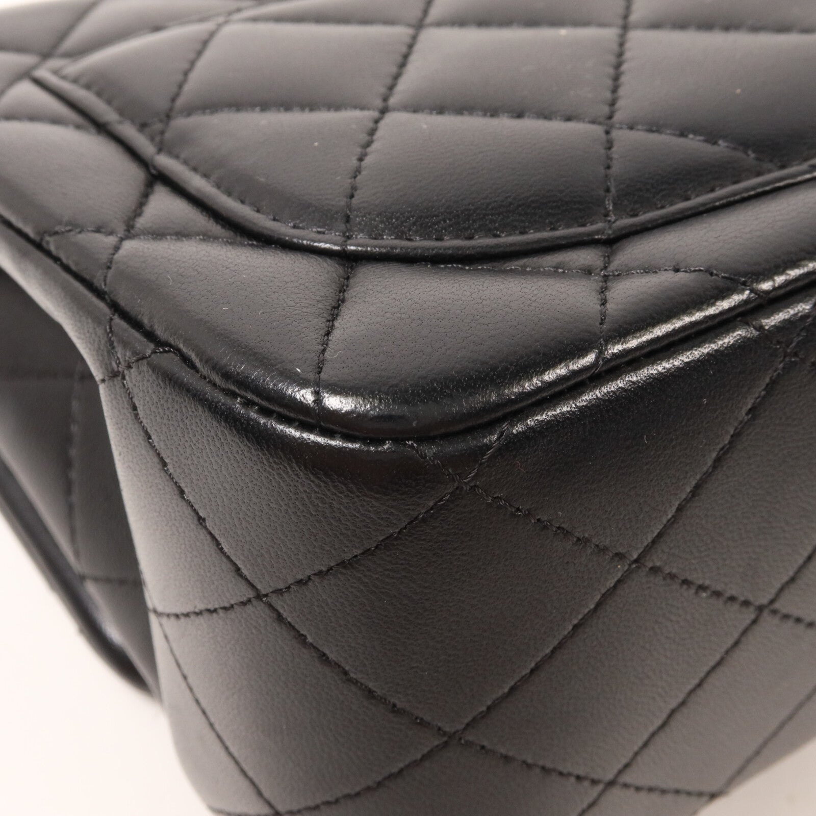 CHANEL 羊皮皮革Mini Classic 17鏈帶肩背袋